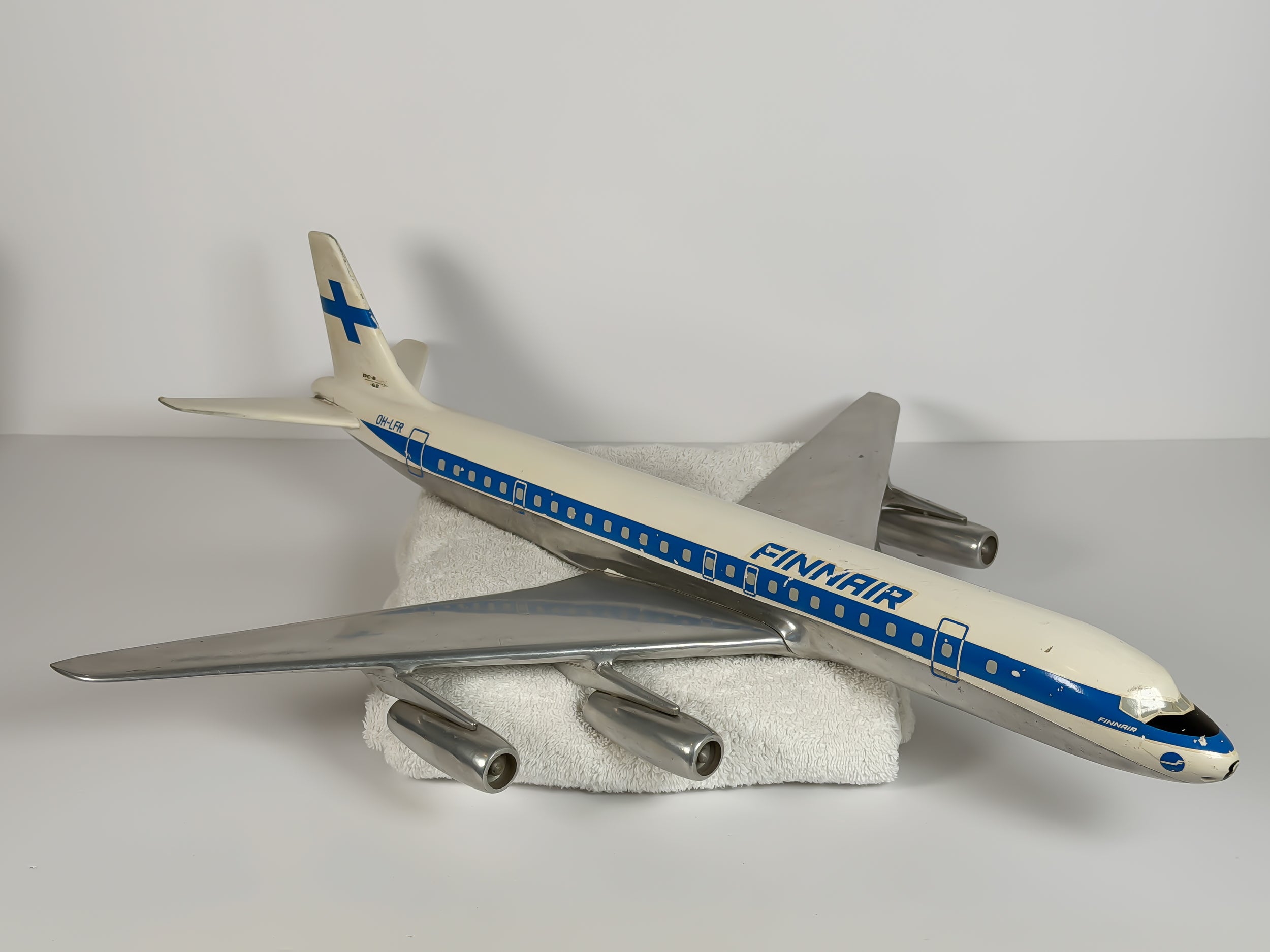 Finnair Douglas DC-8-62 1:72 Scale (OH-LFR) Viking Ship | DFM