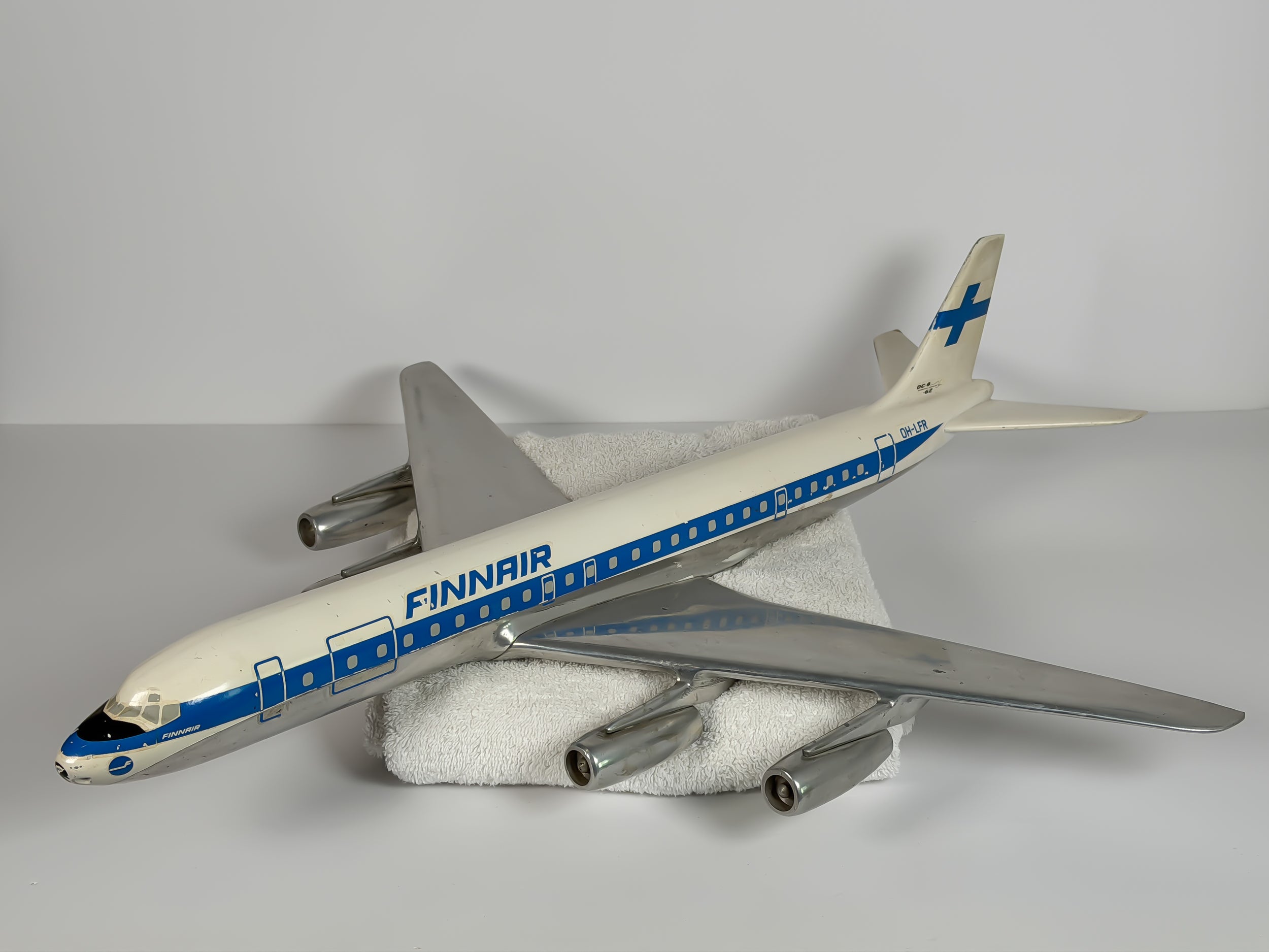Finnair Douglas DC-8-62 1:72 Scale (OH-LFR) Viking Ship | DFM