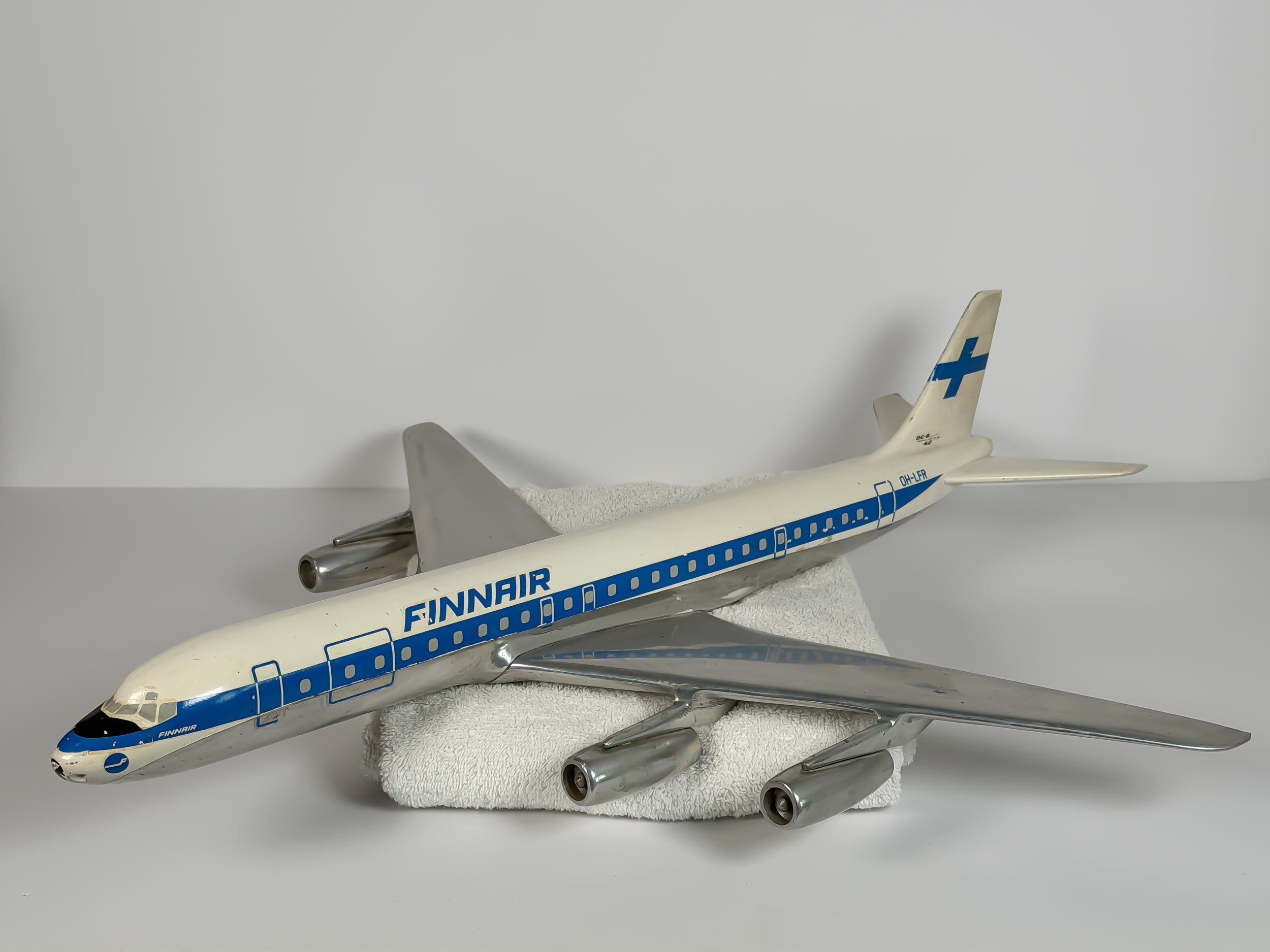 Finnair Douglas DC-8-62 1:72 Scale (OH-LFR) Viking Ship | DFM