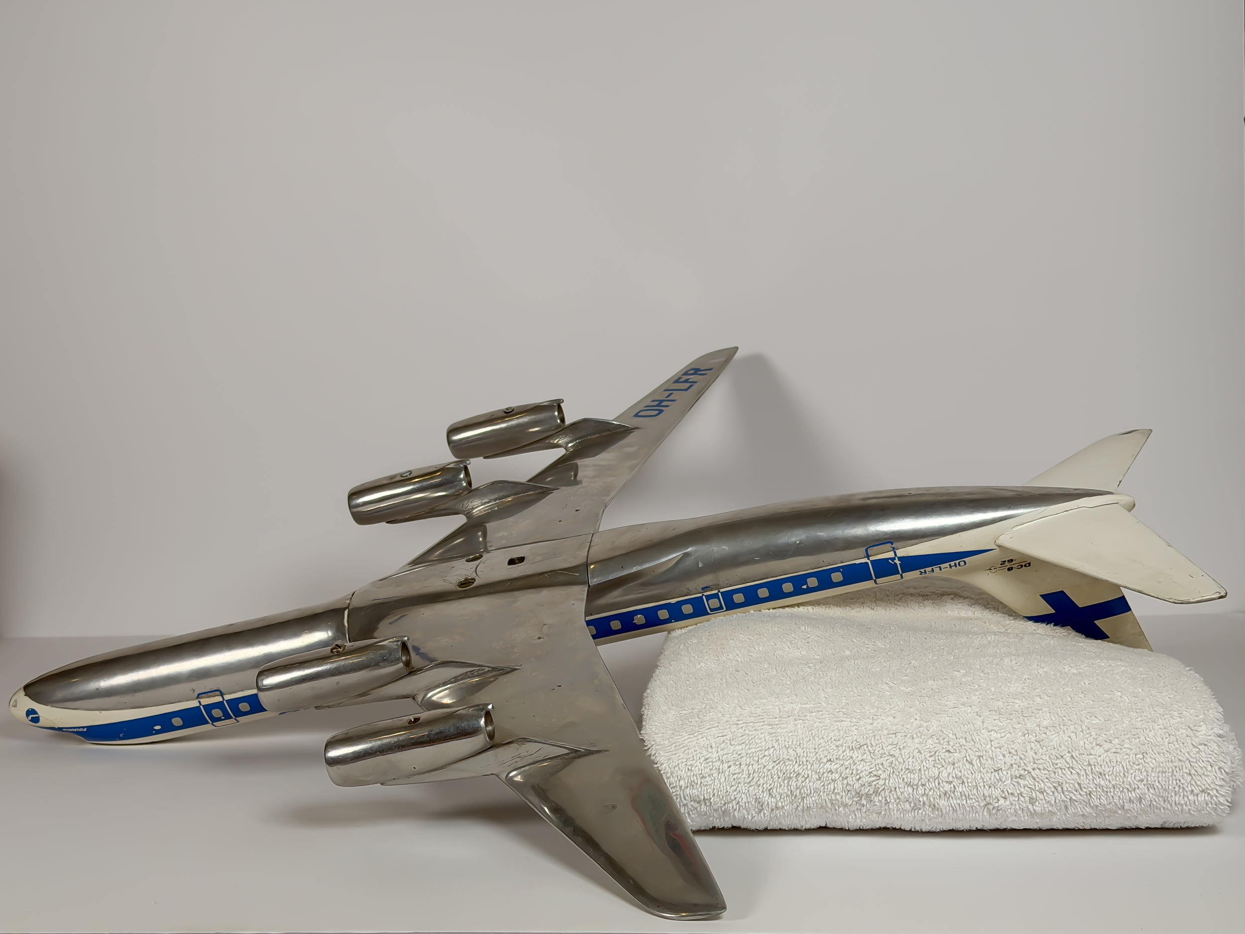 Finnair Douglas DC-8-62 1:72 Scale (OH-LFR) Viking Ship | DFM