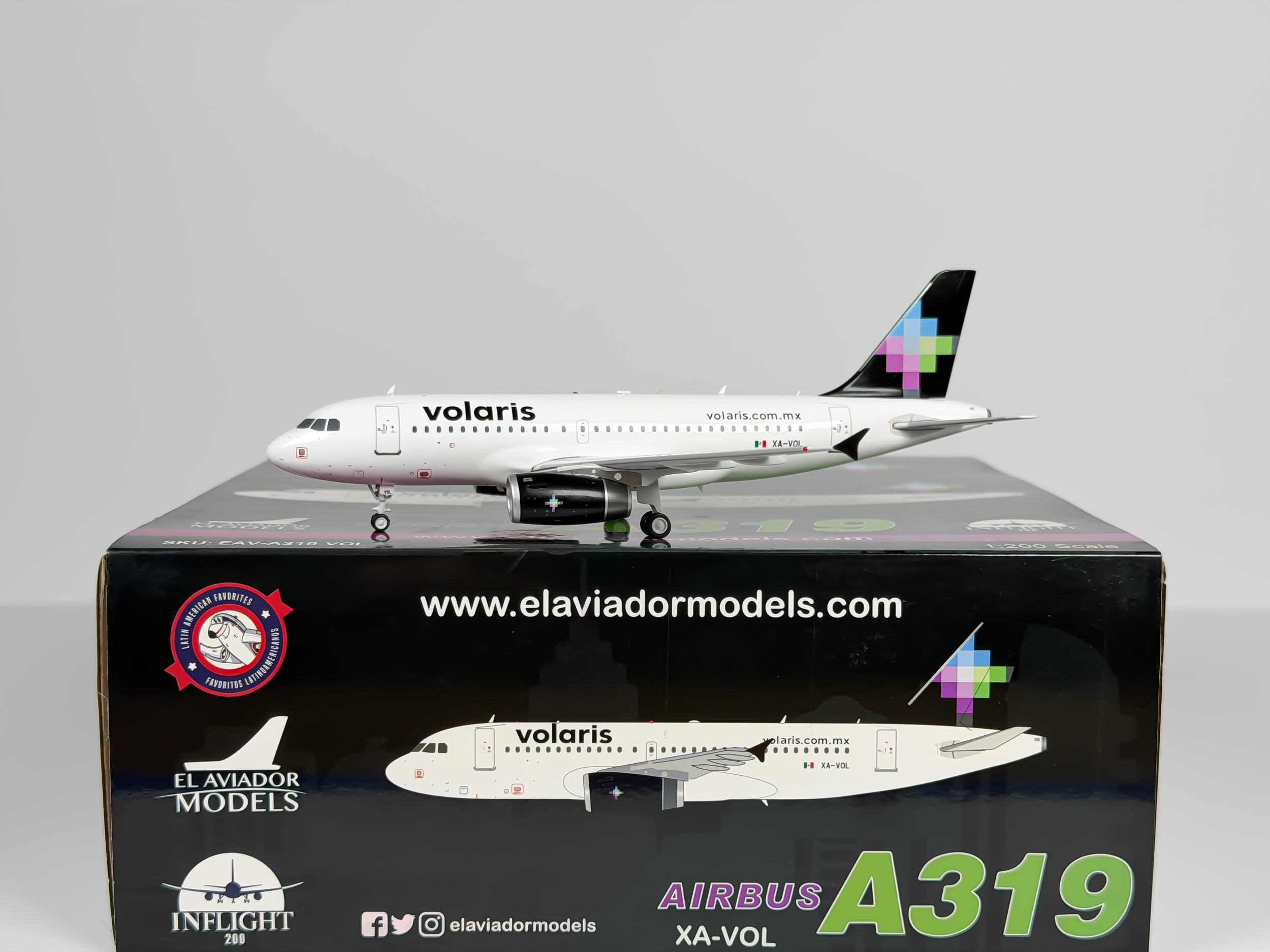 Volaris Airbus A319 1:200 Inflight200 XA-VOL (EAV-A319-VOL)
