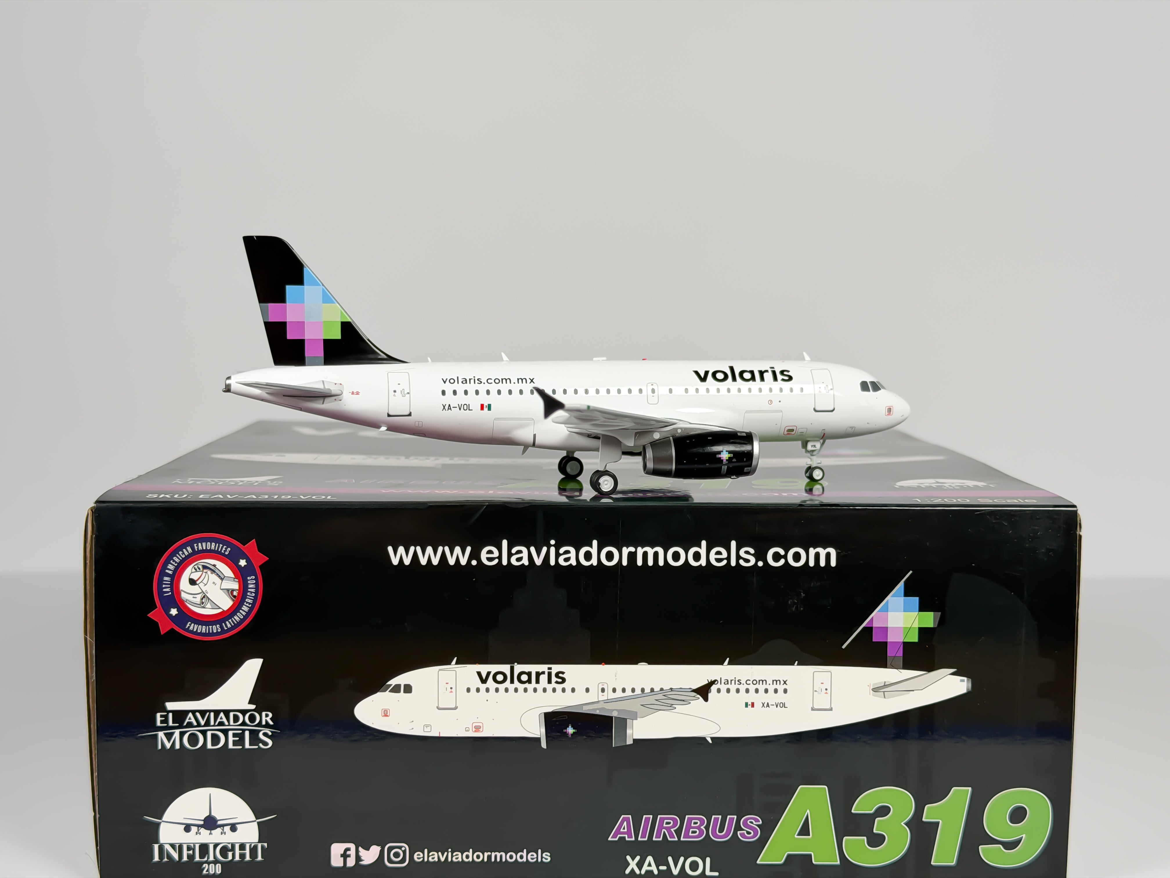 Volaris Airbus A319 1:200 Inflight200 XA-VOL (EAV-A319-VOL)
