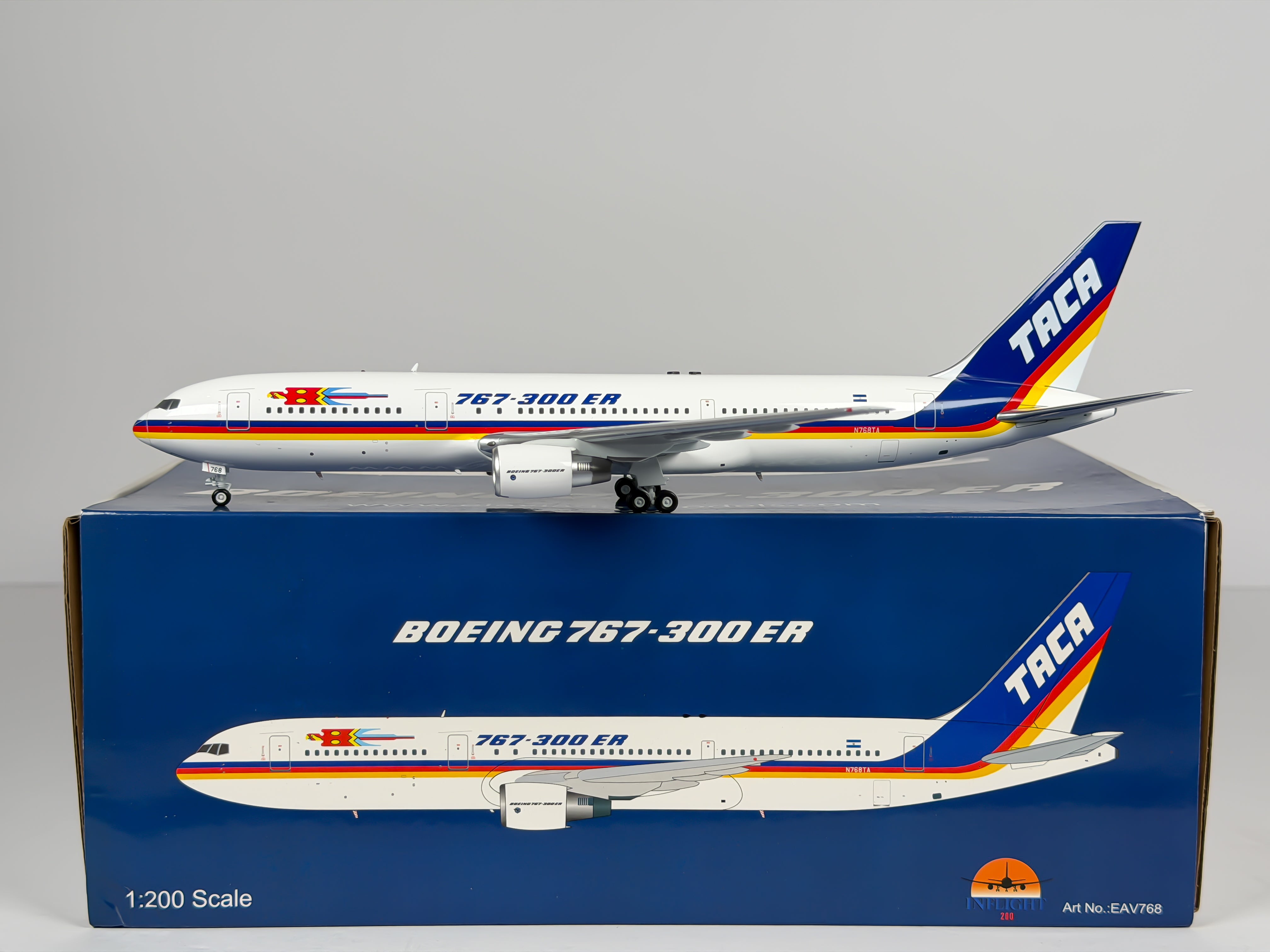 TACA Boeing 767-300ER 1:200 Inflight200 N768TA (EAV768)