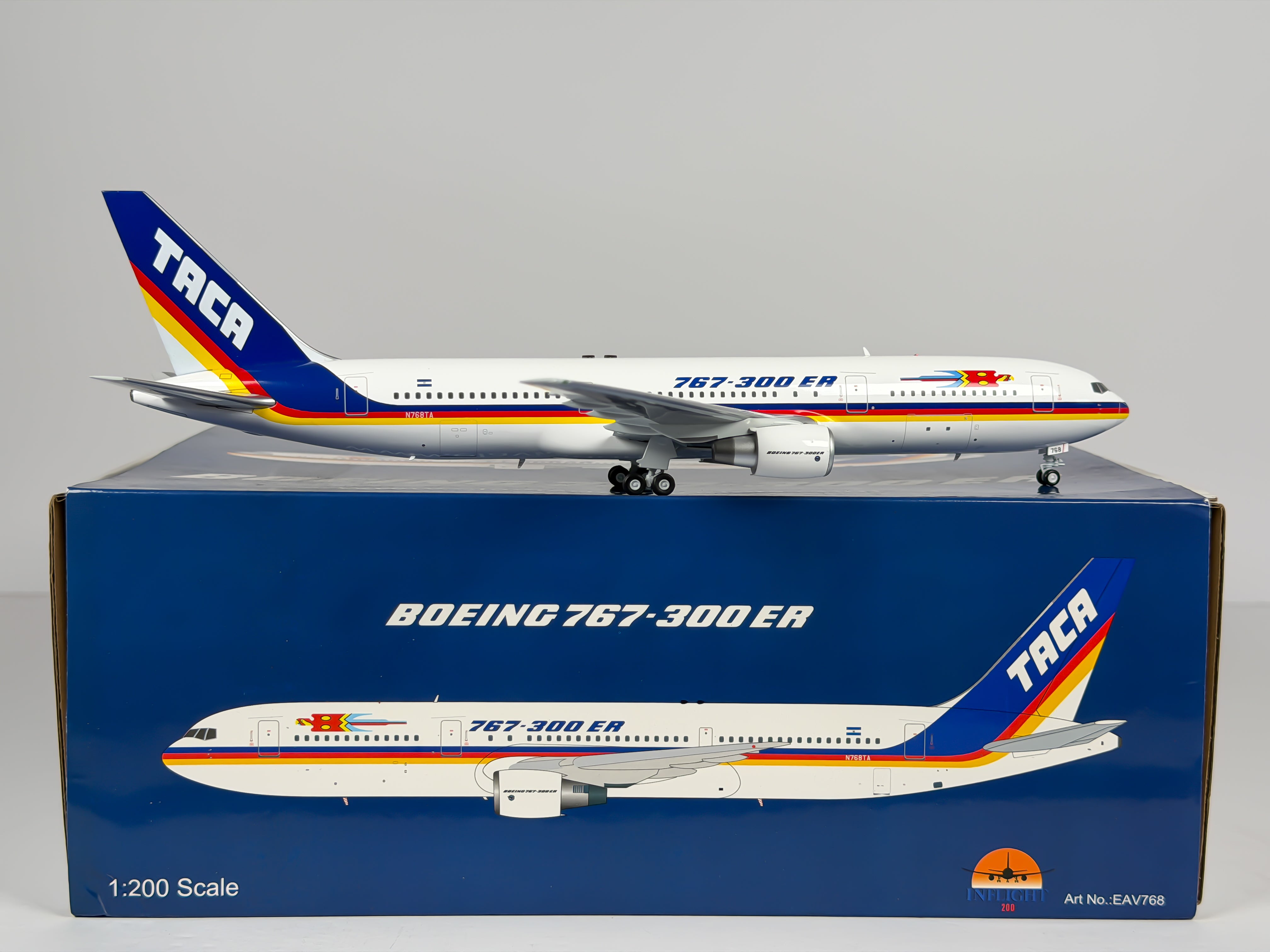 TACA Boeing 767-300ER 1:200 Inflight200 N768TA (EAV768)
