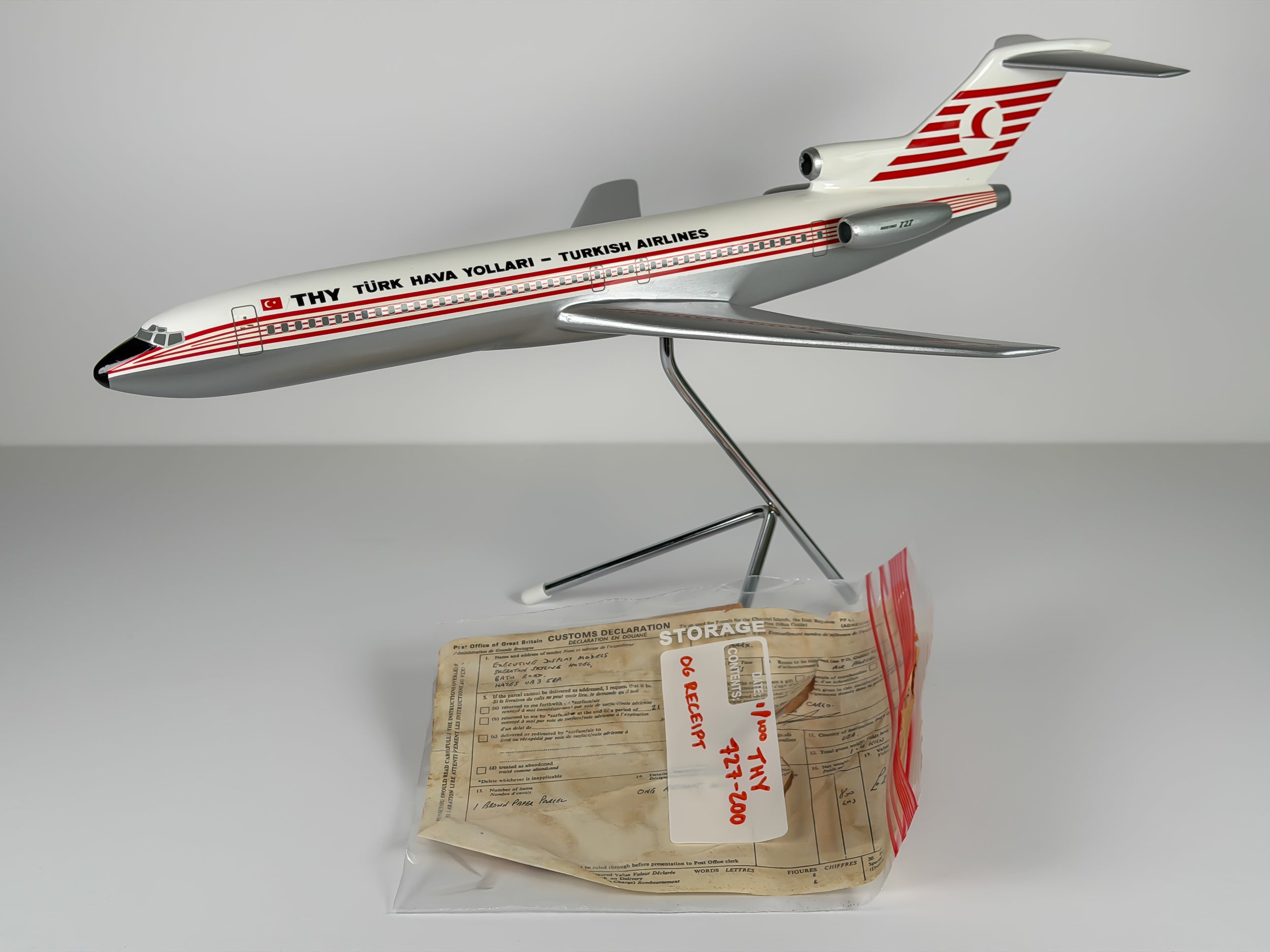 1:100 Turkish Airlines 727-200 - Pajamas - THY | Executive Display Models