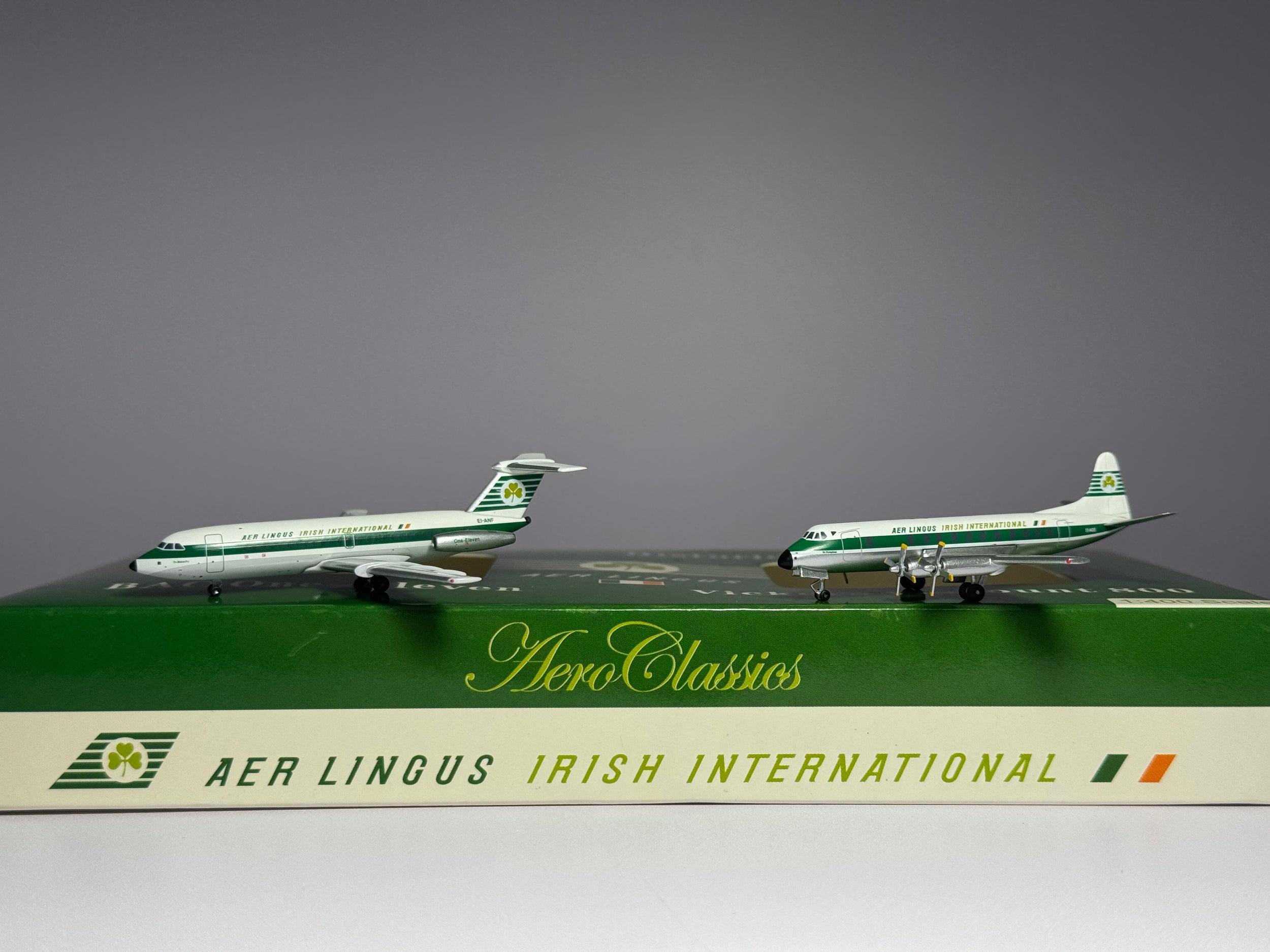 Aeroclassics 1:400 Air Lingus Vickers Viscount 800 BAC 111 EI-AOE & EI-ANF 1960s colors ACEINSET1