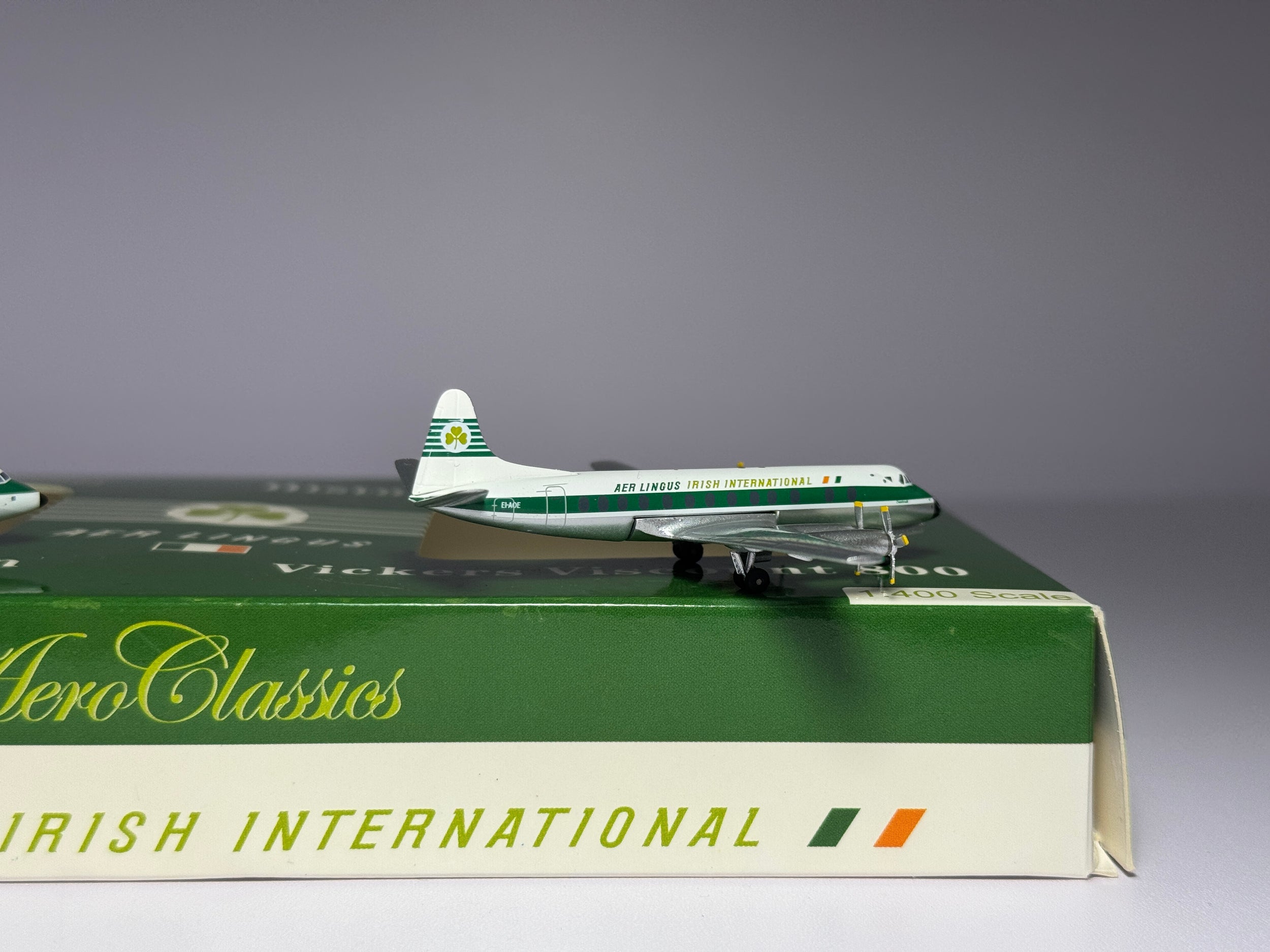 Aeroclassics 1:400 Air Lingus Vickers Viscount 800 BAC 111 EI-AOE & EI-ANF 1960s colors ACEINSET1