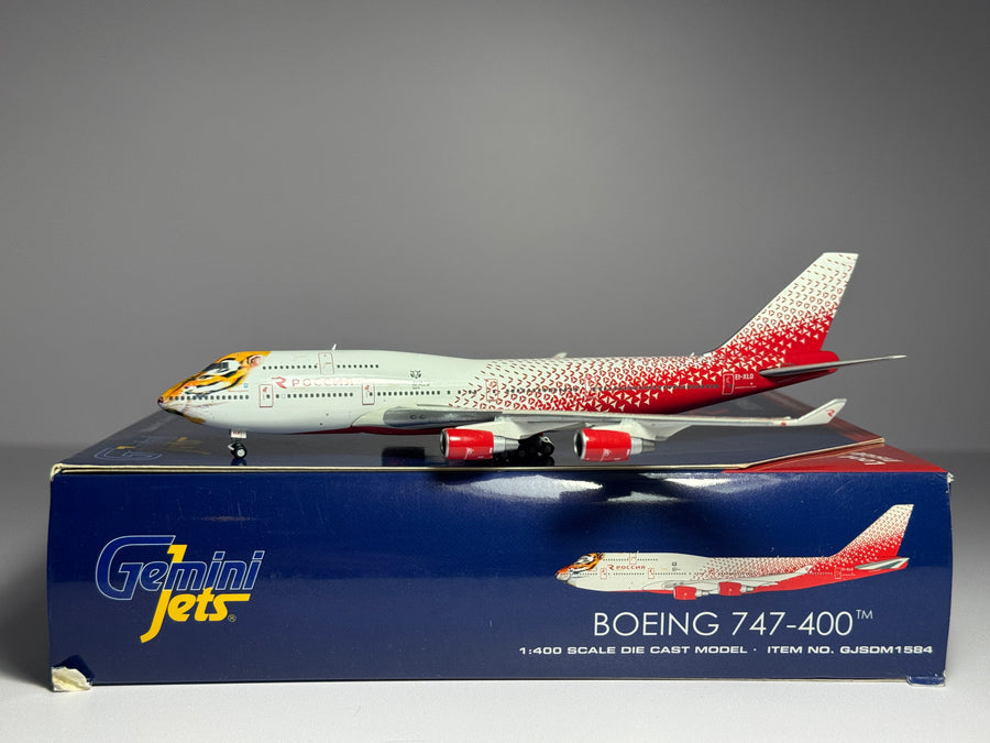 Gemini Jets 1:400 Rossiya Boeing 747-400 EI-XLD GJSDM1584