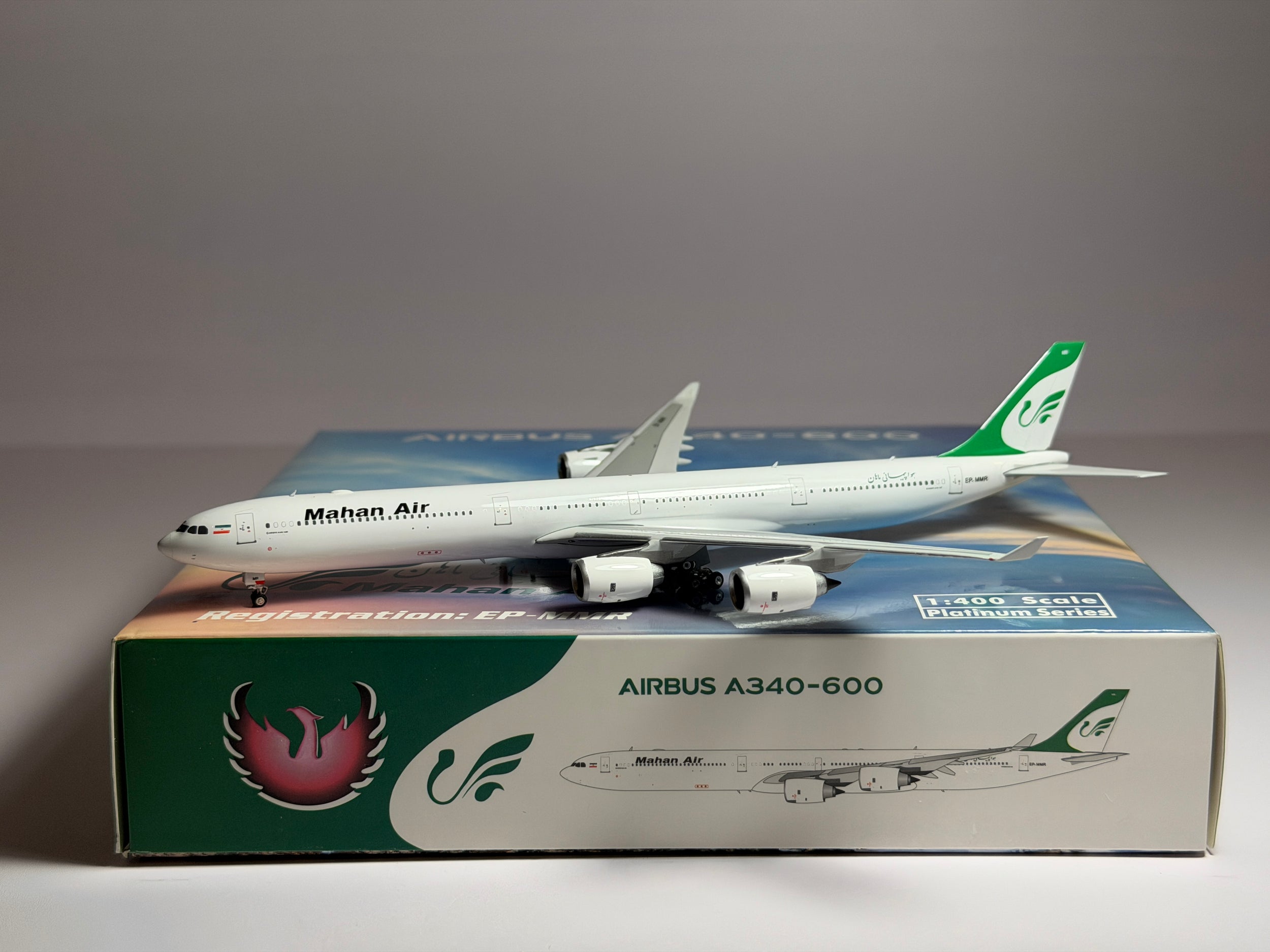 Mahan Air Airbus A340-600 1:400 Phoenix EP-MMR (PH411685)