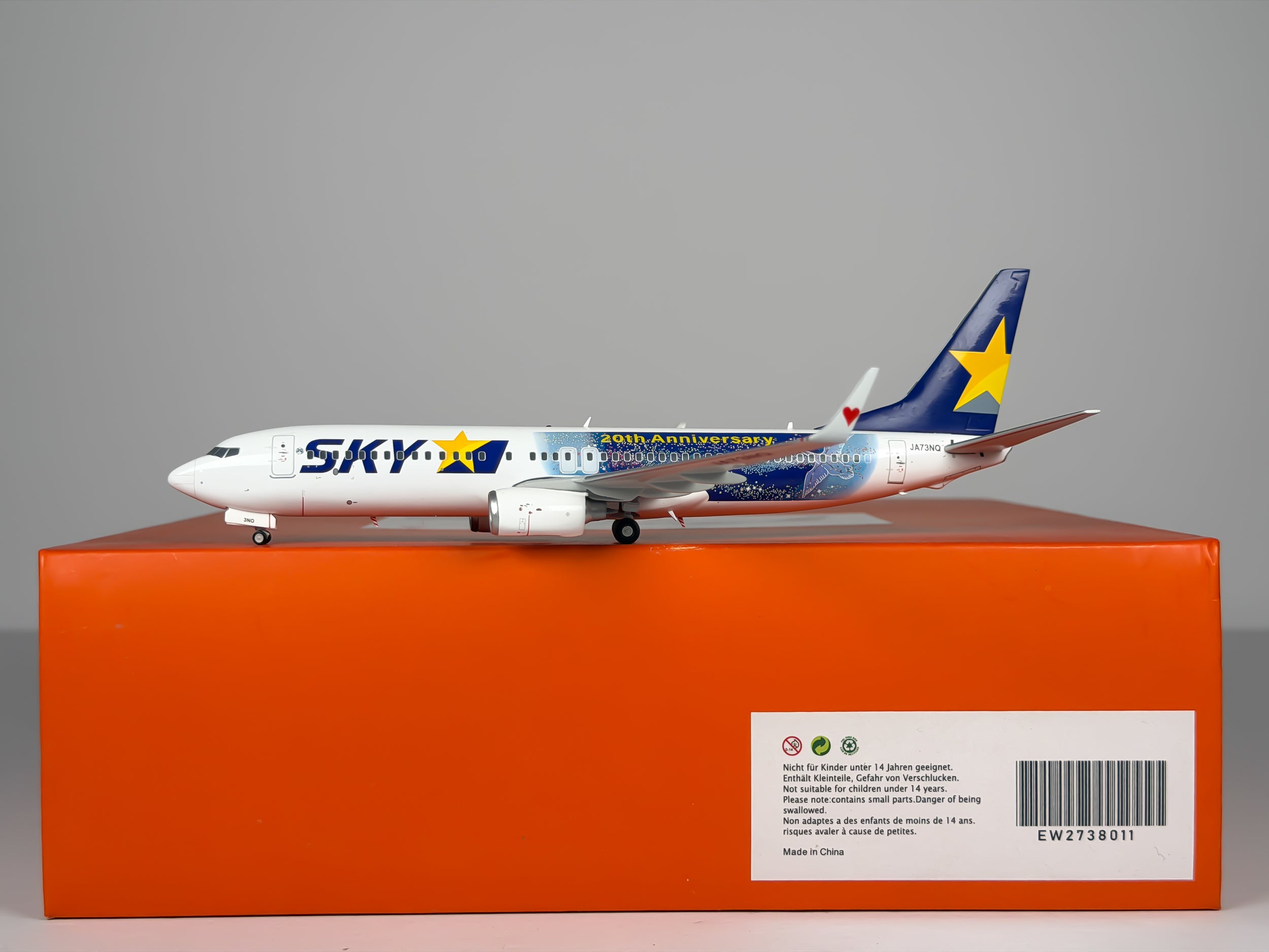 Skymark Airlines Boeing 737-800 1:200 JC Wings JA73NQ (EW2738011)