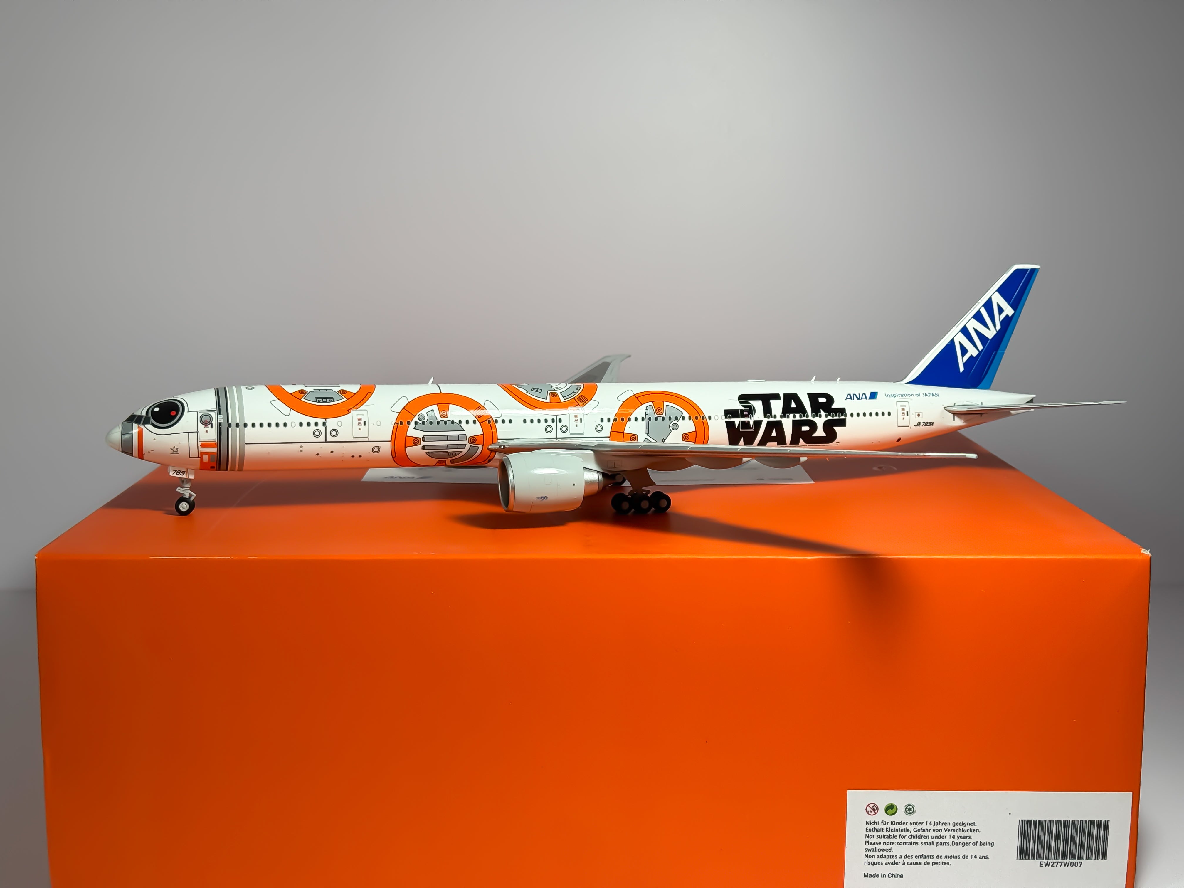 All Nippon Airways (ANA) Boeing 777-300ER 1:200 JC Wings JA789A (EW277W007)