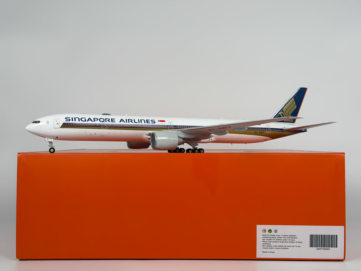 Singapore Airlines Boeing 777-300ER 1:200 JC Wings 9V-SWY (EW277W009)