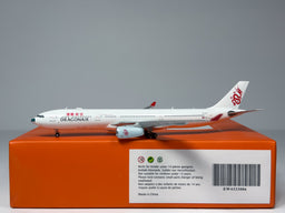 Dragonair Airbus A330-300 1:400 JC Wings B-HYF (EW4333006)