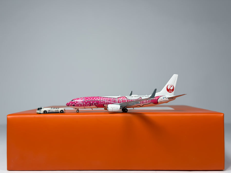 Japan Airlines (JAL) Boeing 737-800 1:400 JC Wings JA06RK (EW4738002)