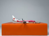 Japan Airlines (JAL) Boeing 737-800 1:400 JC Wings JA06RK (EW4738002)