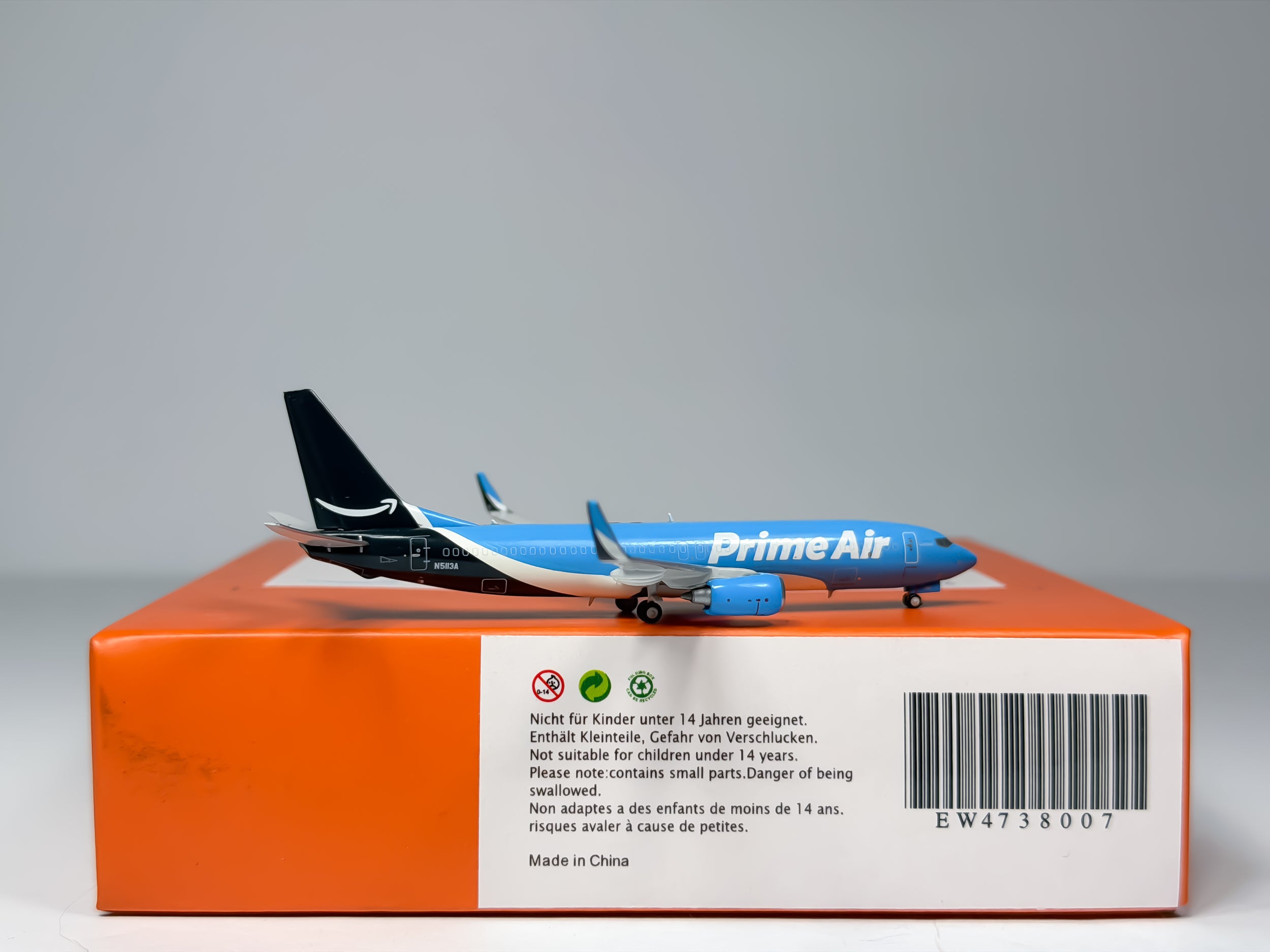 Prime Air Boeing 737-800 1:400 JC Wings N5113A (EW4738007)