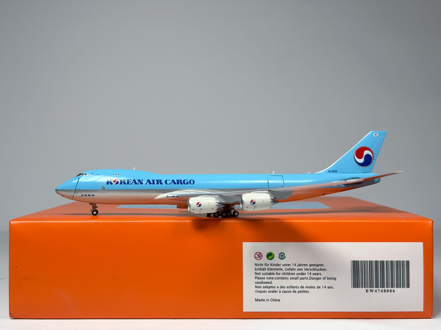 Korean Air Cargo Boeing 747-8F 1:400 JC Wings HL7629 (EW4748006)