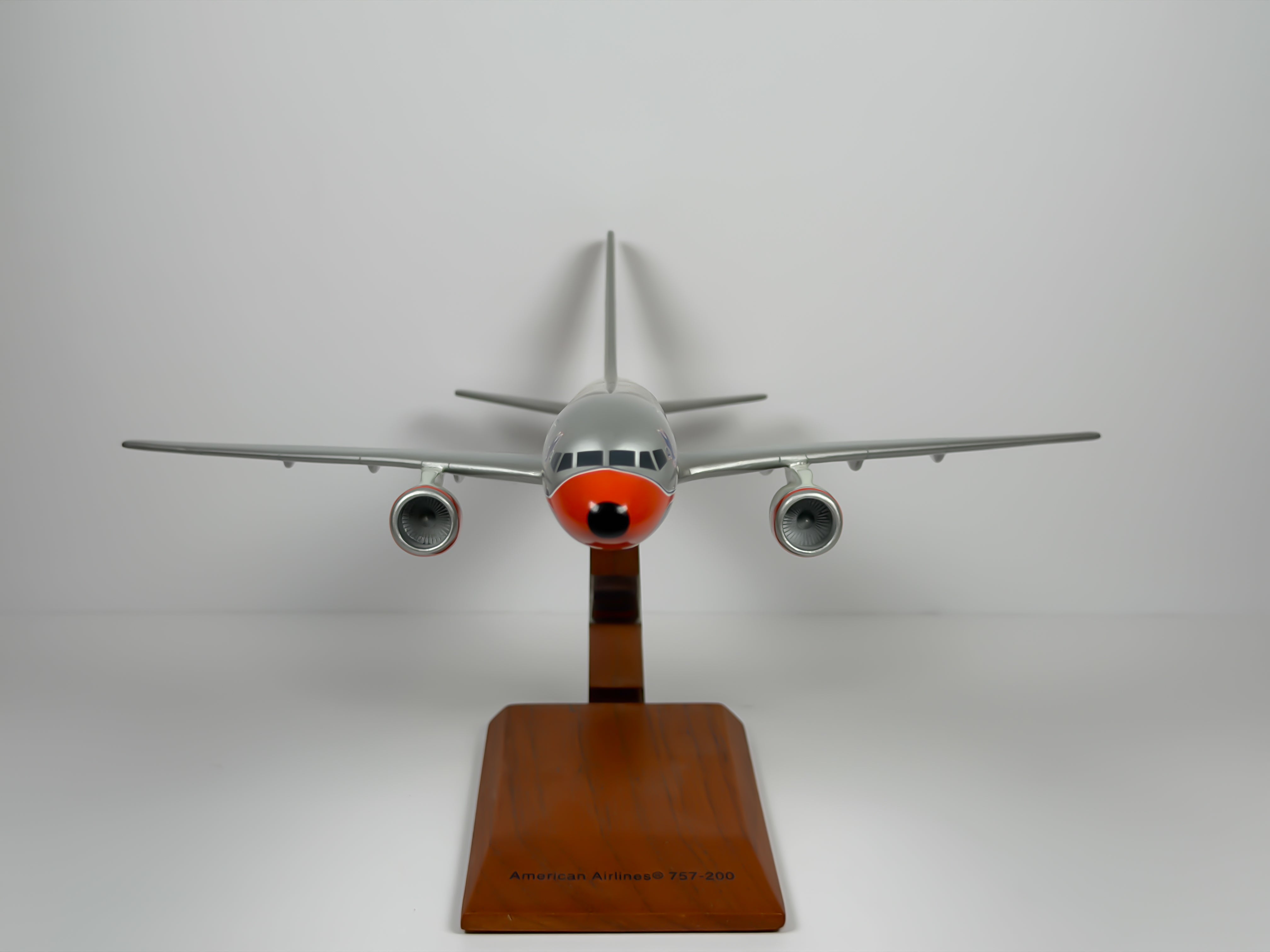 1:100 American Airlines Boeing 757-200 - Astrojet | Executive Model