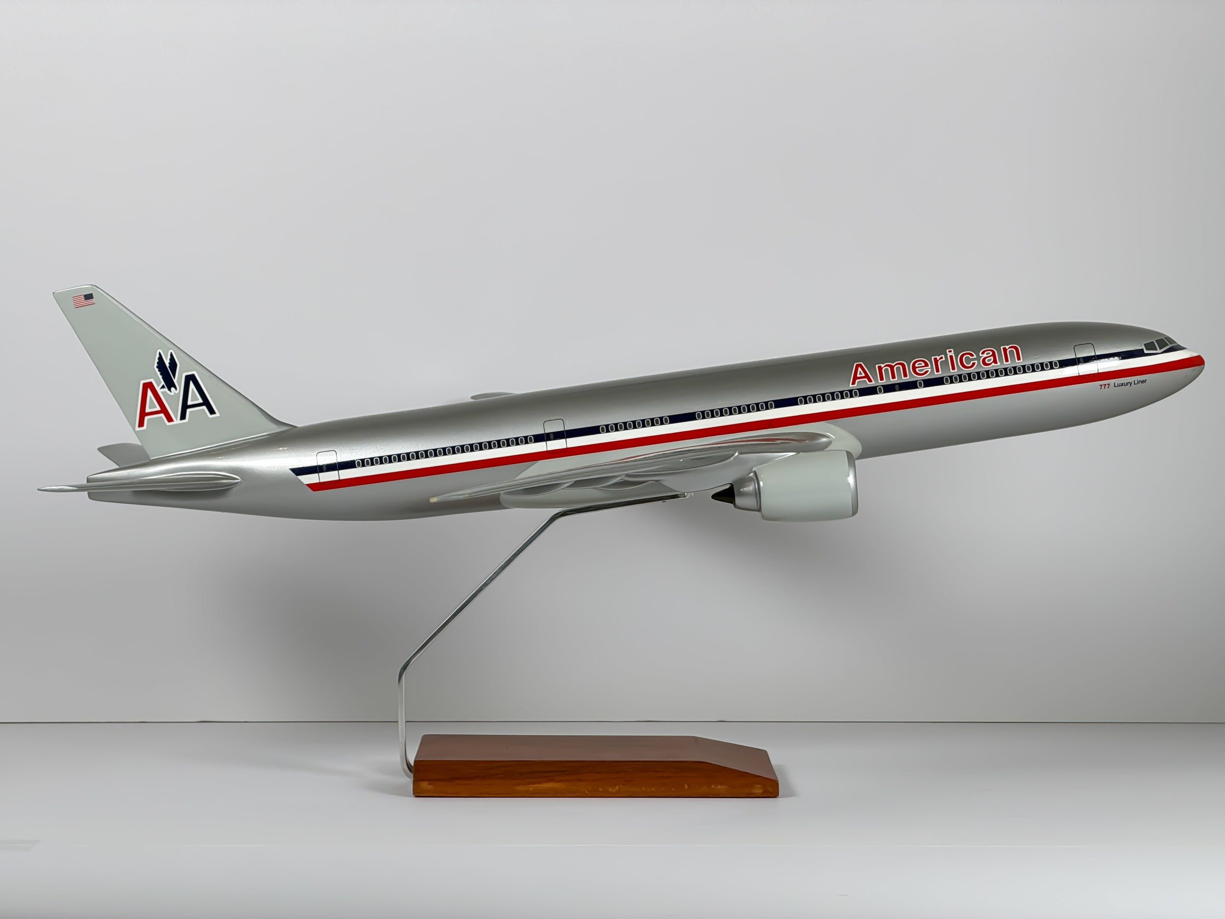 1:100 American Airlines Boeing 777-200 - Eagle - Bare Metal | Executive Model