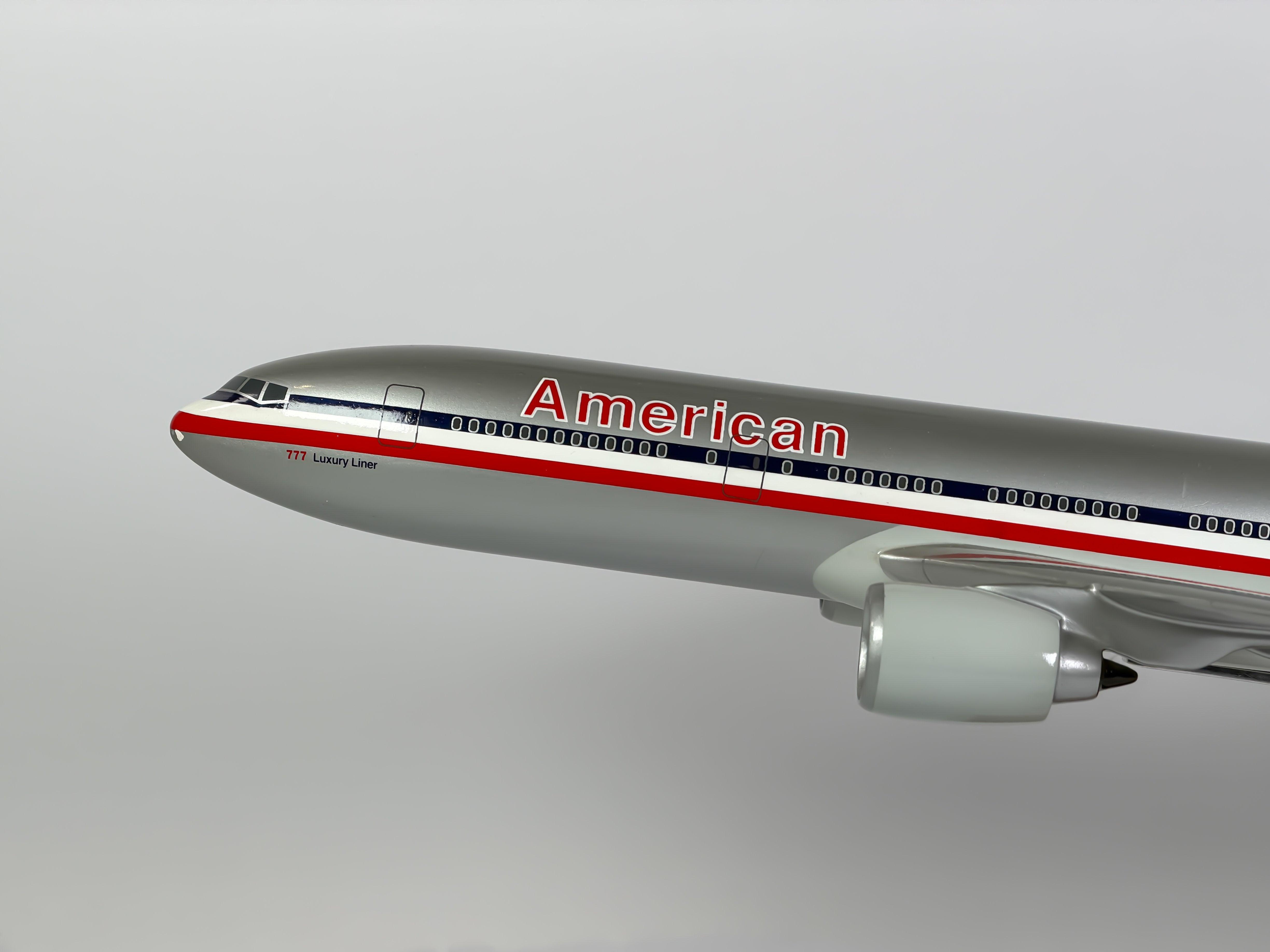 1:100 American Airlines Boeing 777-200 - Eagle - Bare Metal | Executive Model