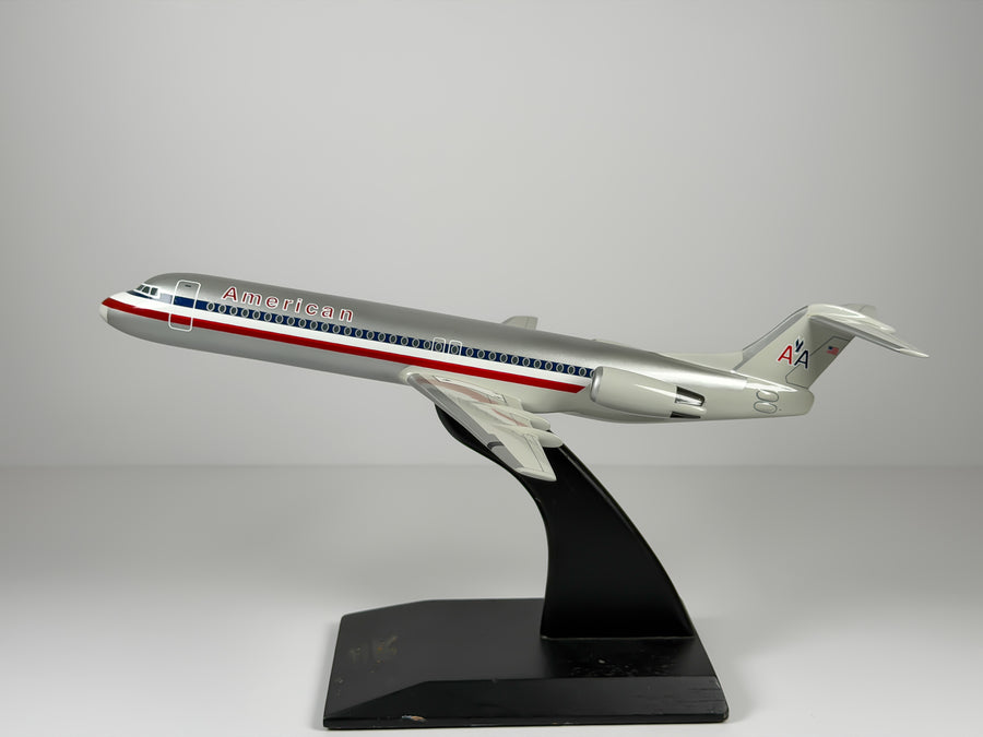 1:100 American Airlines Fokker F-100 - Eagle - Bare Metal | Executive Model