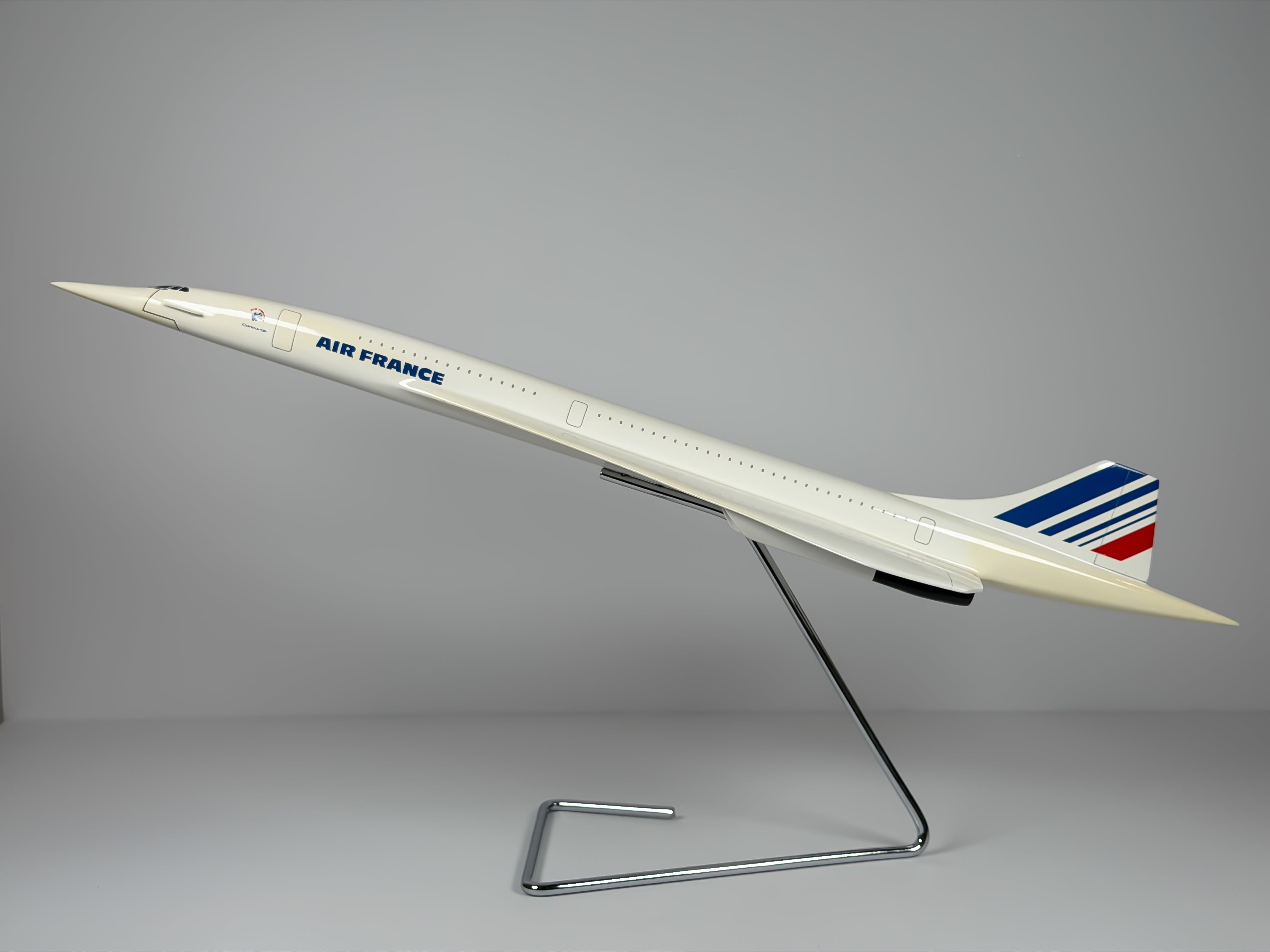 1:100 Air France Aerospatiale/BAC Concorde - Barcode | Executive Model