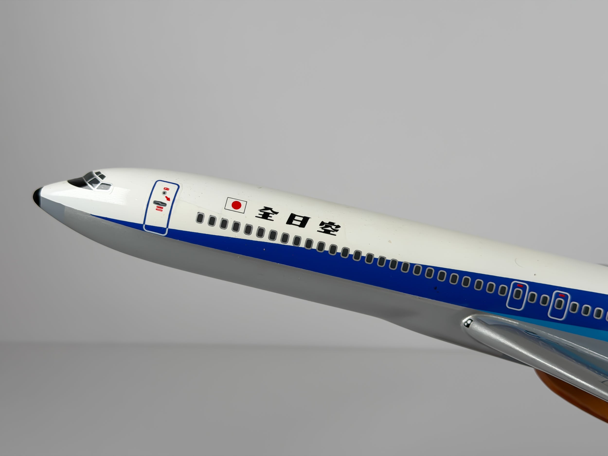 1:100 All Nippon Airways (ANA) Boeing 727-200 (JA8355) - Triton Blue | Executive Model