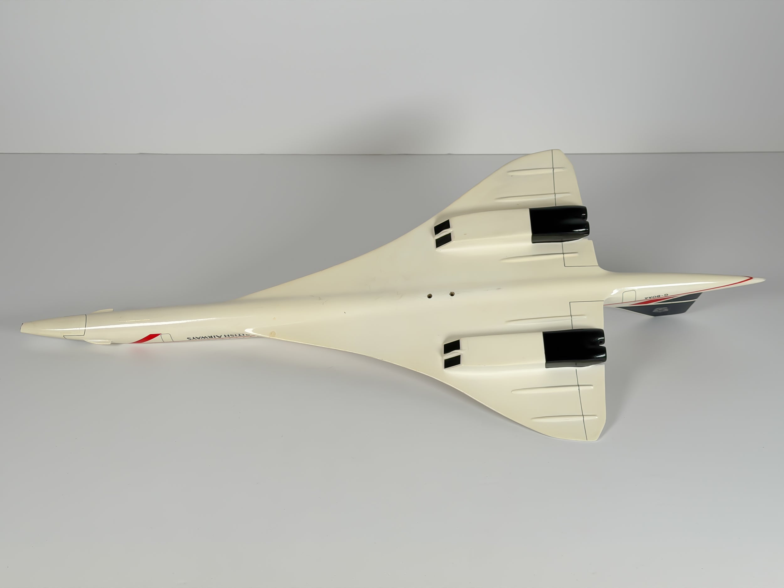 1:100 British Airways Aerospatiale/BAC Concorde (G-BOAA) - Landor | Executive Model