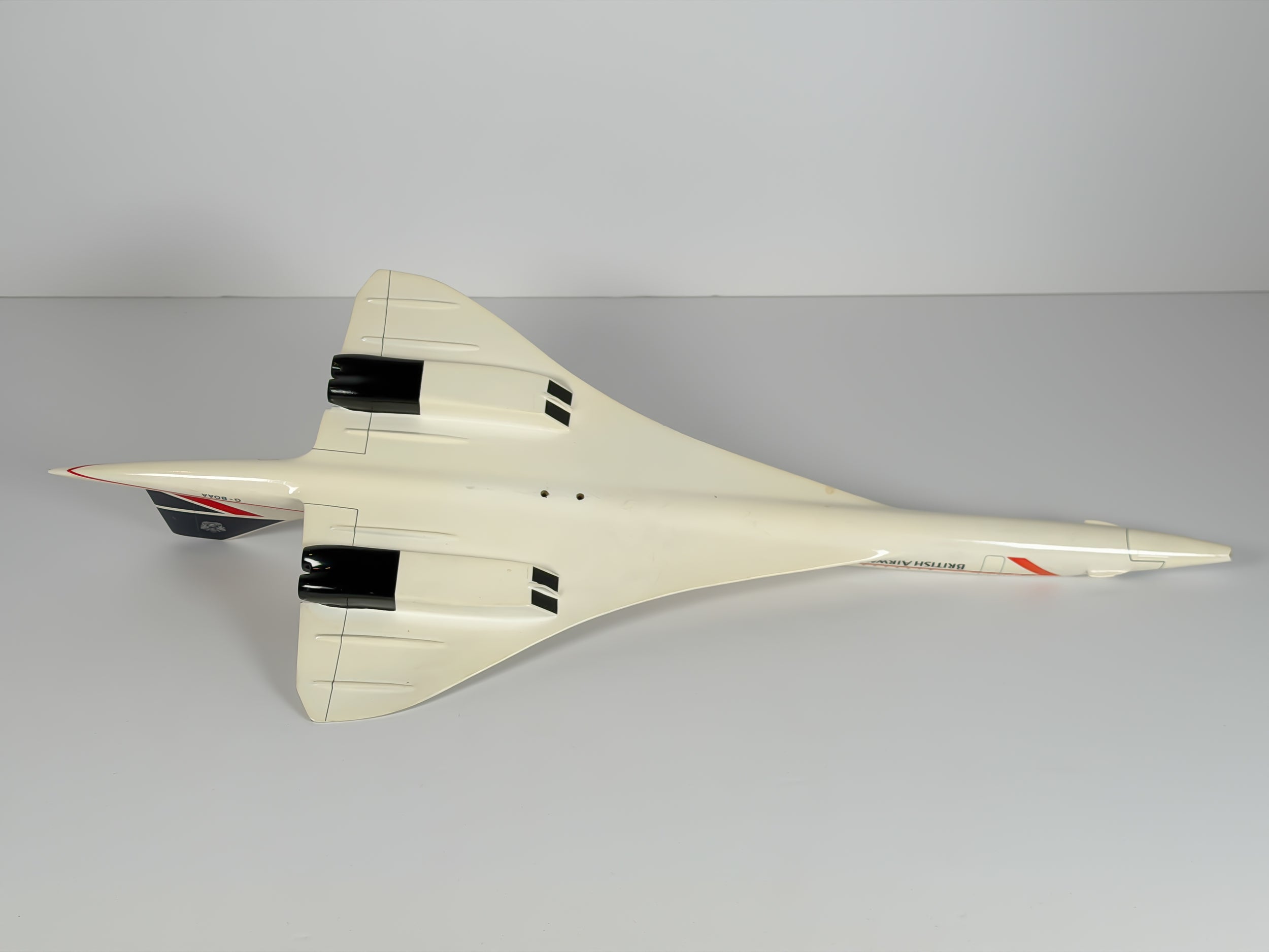 1:100 British Airways Aerospatiale/BAC Concorde (G-BOAA) - Landor | Executive Model