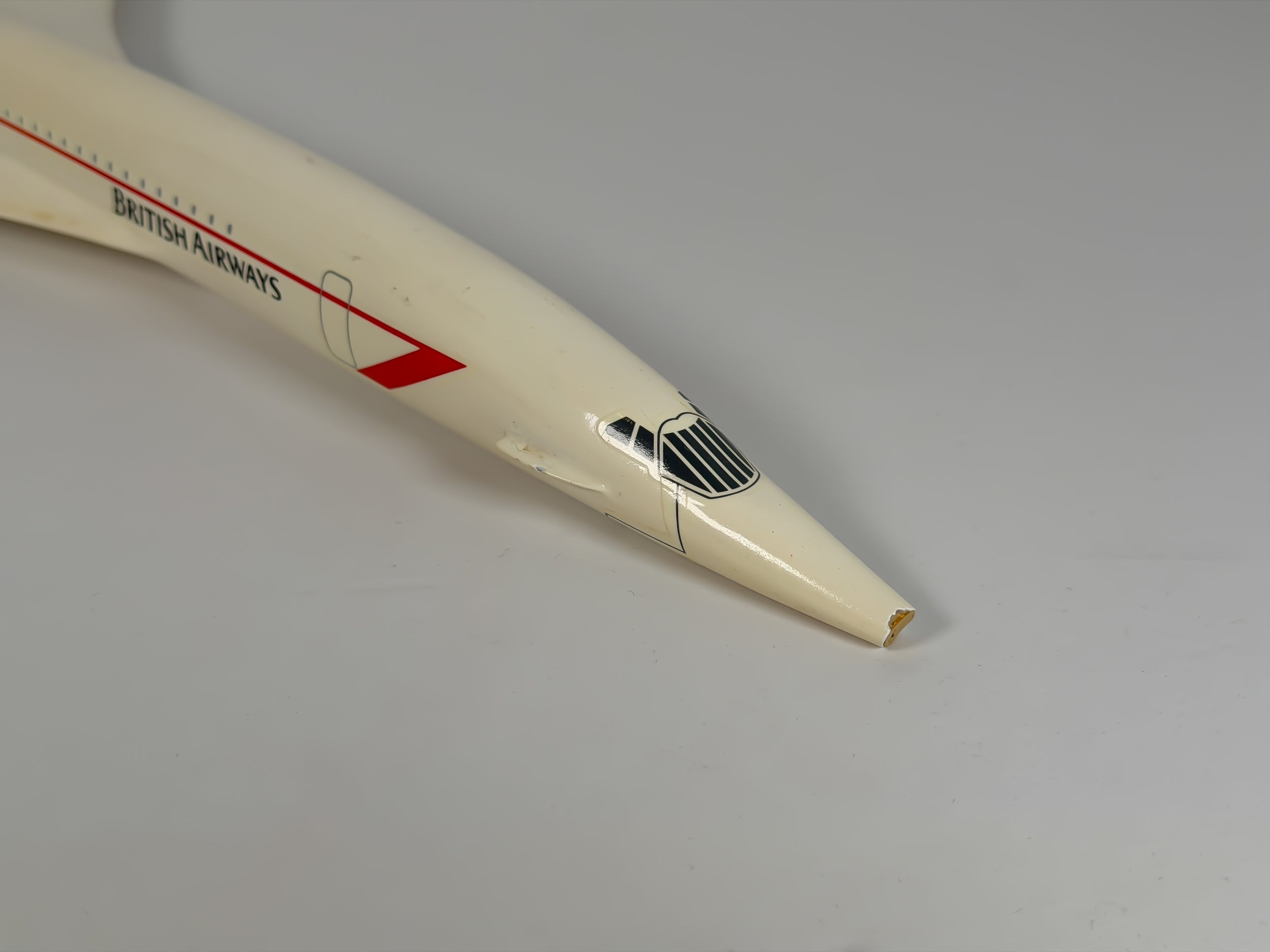1:100 British Airways Aerospatiale/BAC Concorde (G-BOAA) - Landor | Executive Model