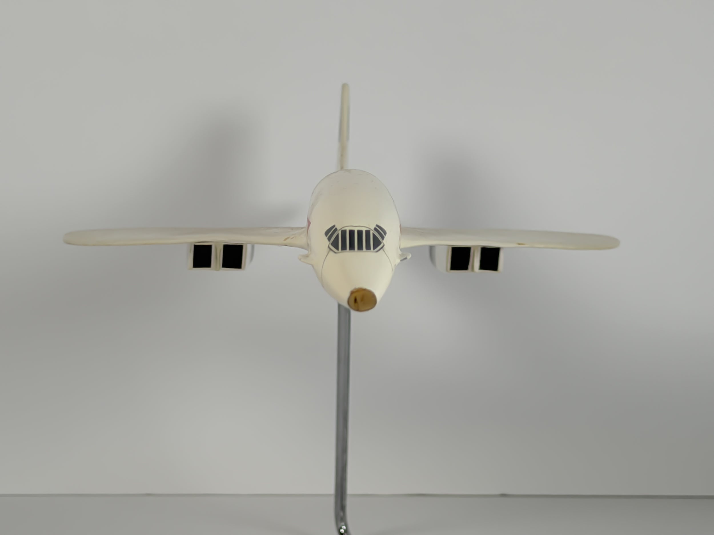 1:100 British Airways Aerospatiale/BAC Concorde (G-BOAA) - Landor | Executive Model