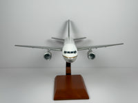 1:100 Continental Airlines Boeing 757-200 (N33103) - Globe | Executive Model