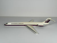 1:100 McDonnell Douglas House McDonnell Douglas MD-80 - Purple Stripes | Executive Model