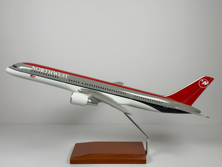 1:100 Northwest Airlines Boeing 757-200 - Bowling Shoe | Executive Model