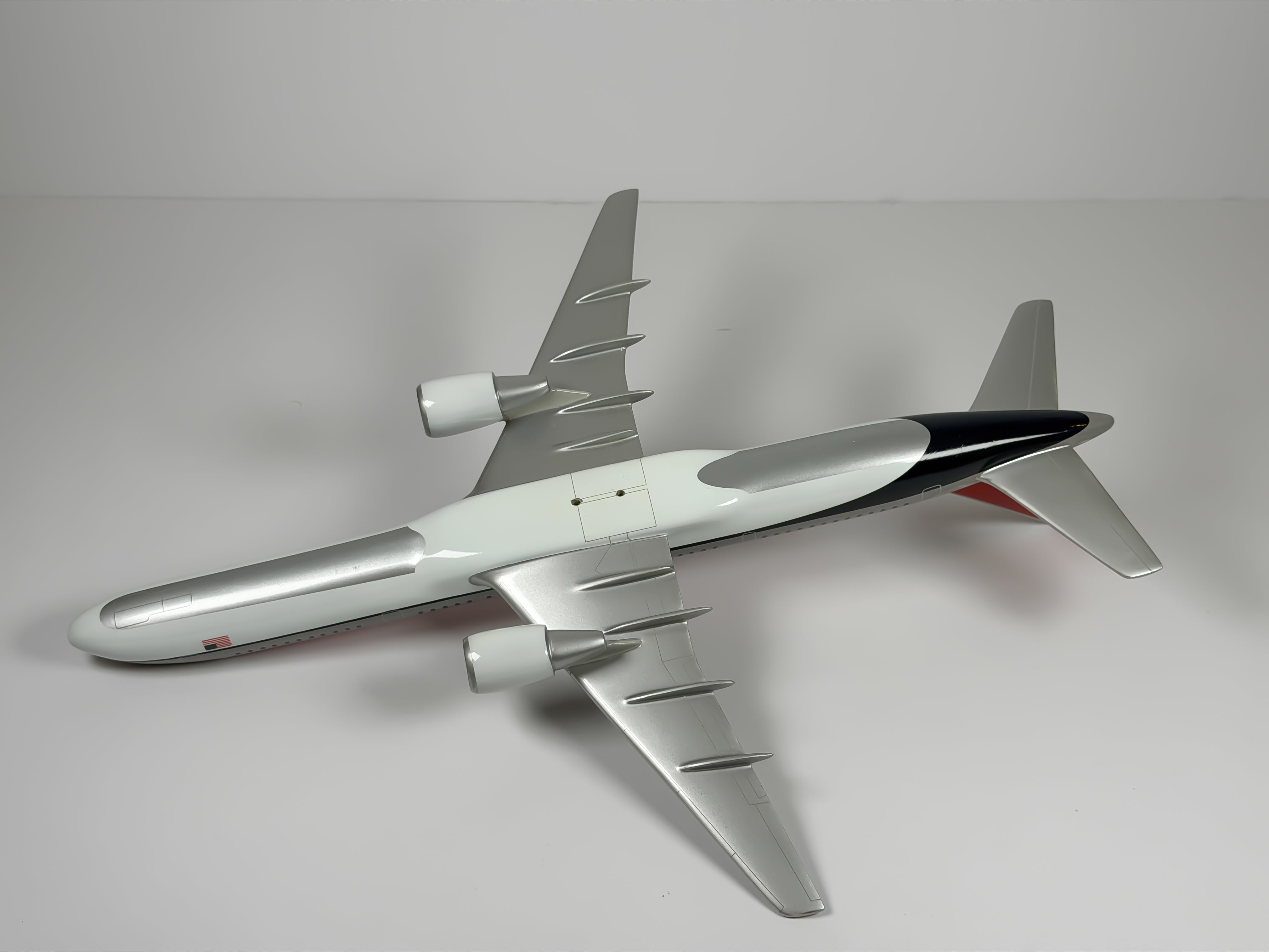 1:100 Northwest Airlines Boeing 757-200 - Bowling Shoe | Executive Model