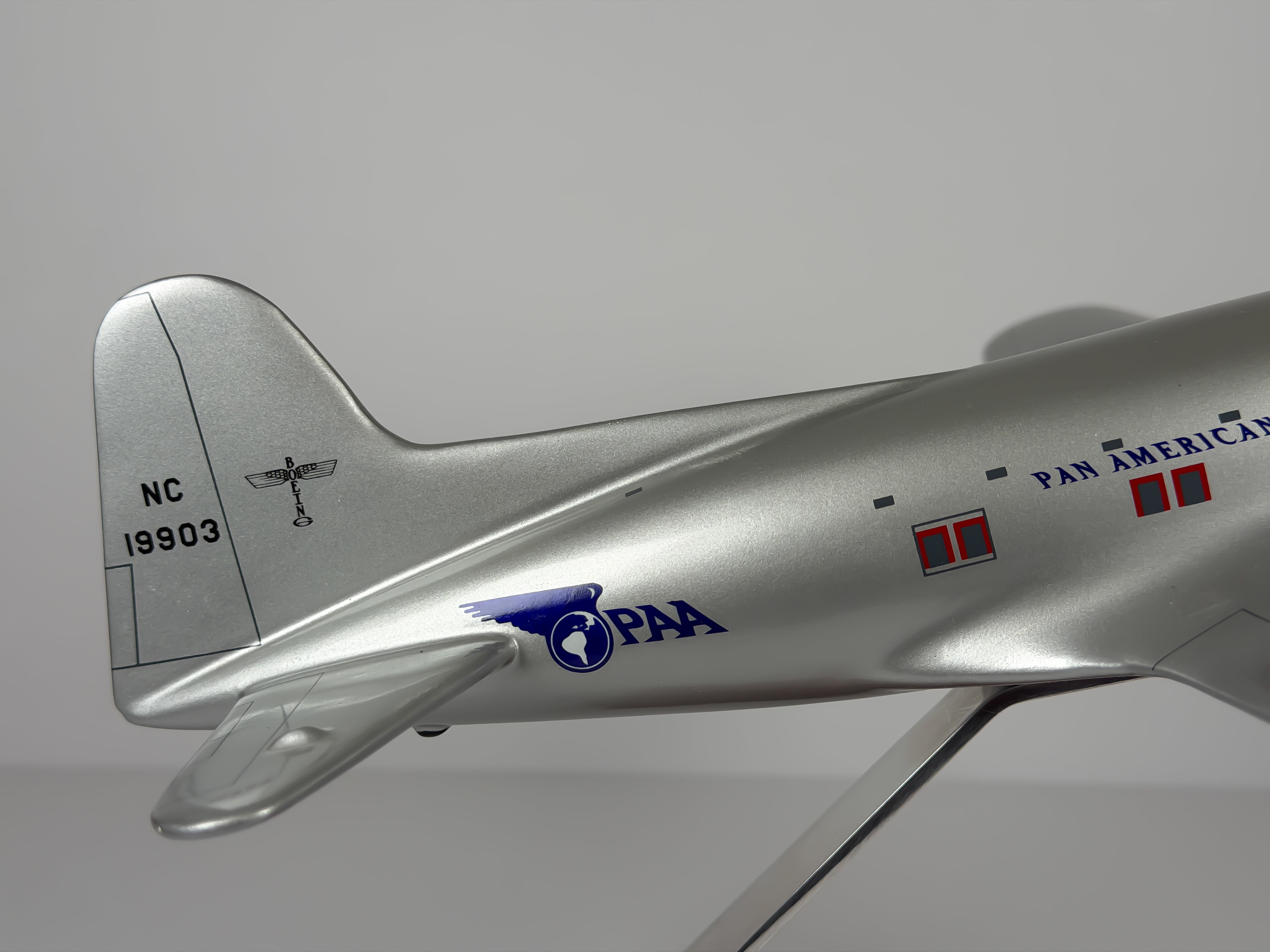 1:100 Pan American Boeing 307 Stratoliner (NC19903) - Mainliner | Executive Model