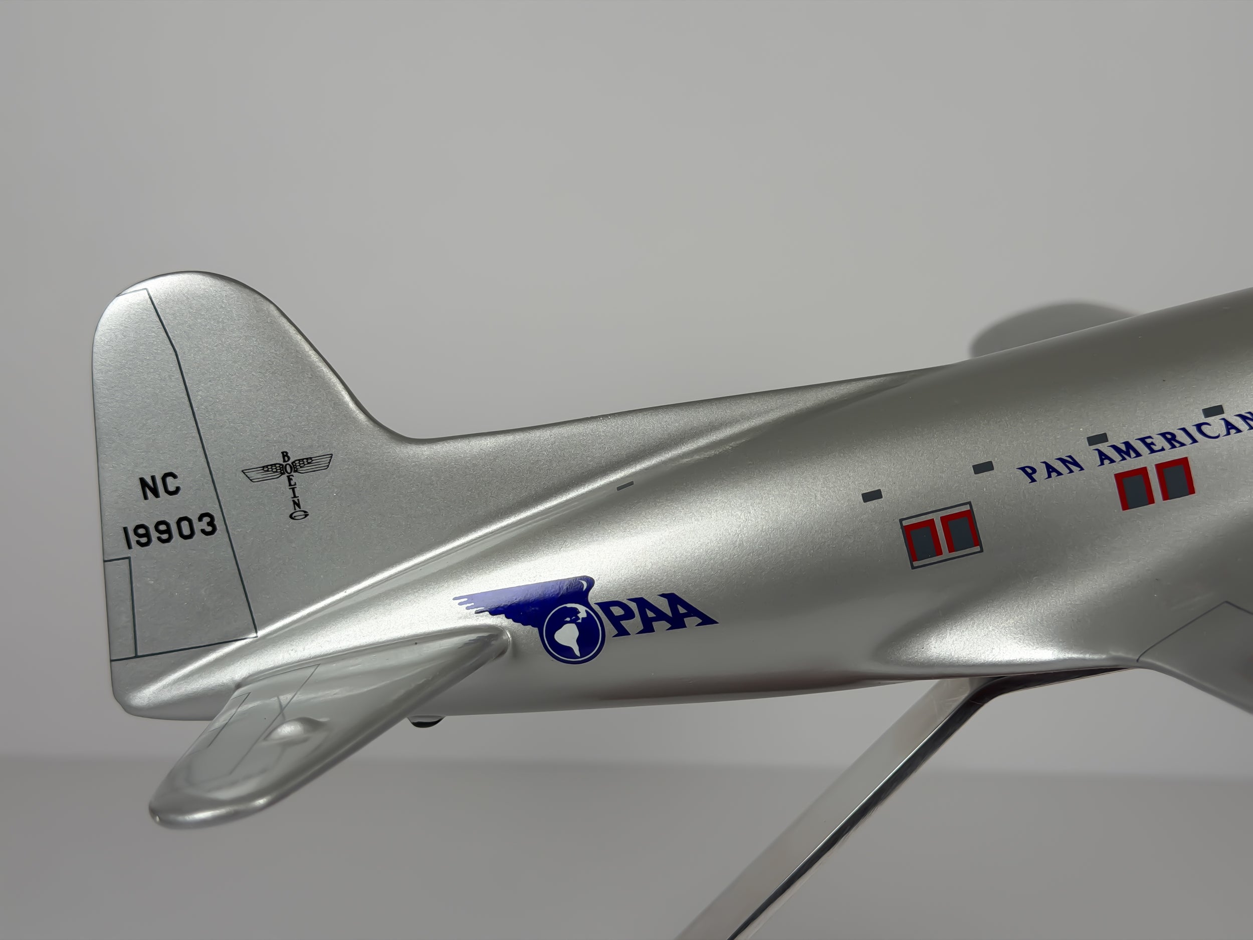 1:100 Pan American Boeing 307 Stratoliner (NC19903) - Mainliner | Executive Model