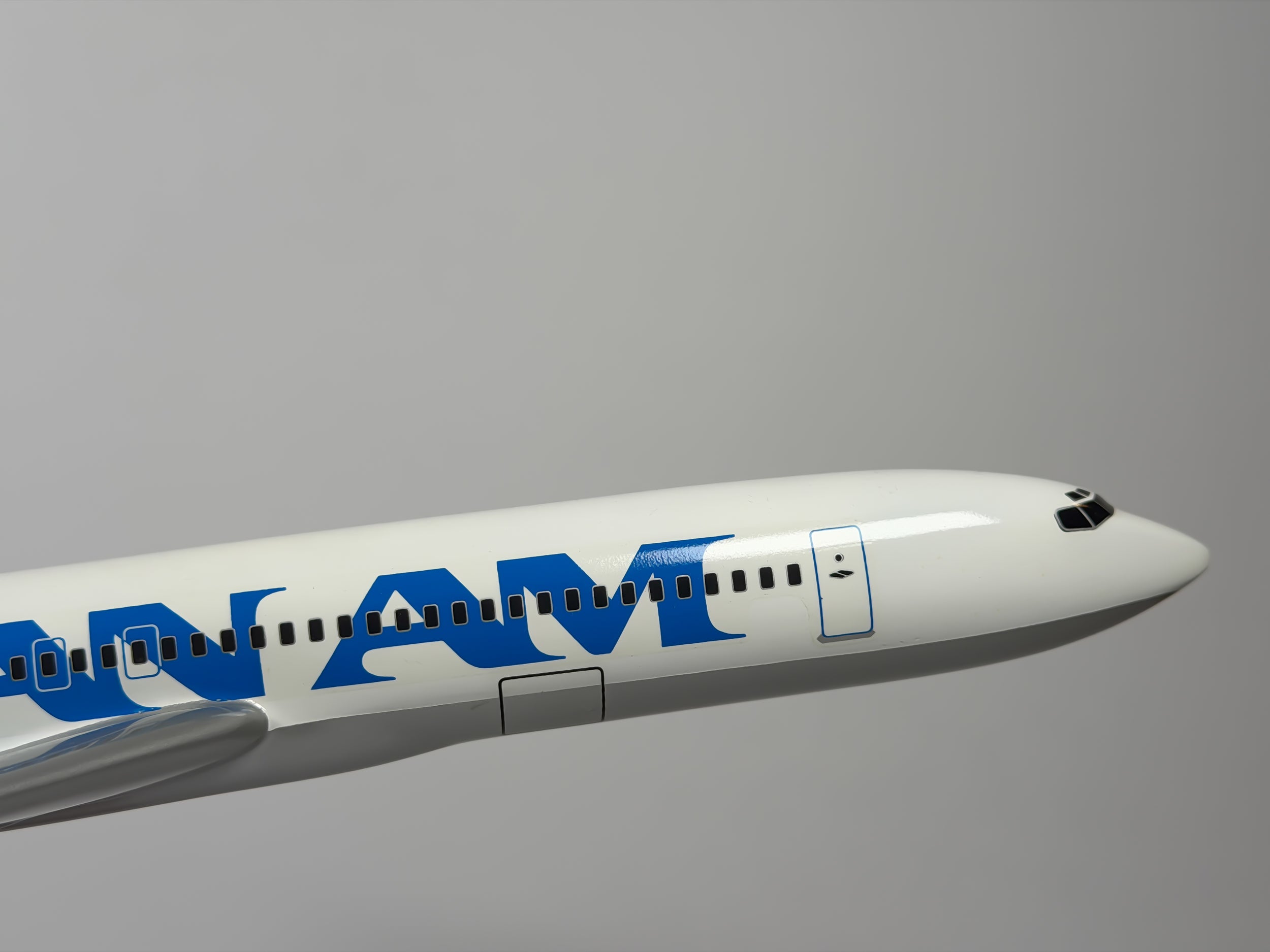 1:100 Pan American Boeing 727-200 (N4747) - Billboard | Executive Model