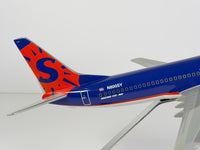 1:100 Sun Country Airlines Boeing 737-800 (N800SY) - 2001-2016 | Executive Model