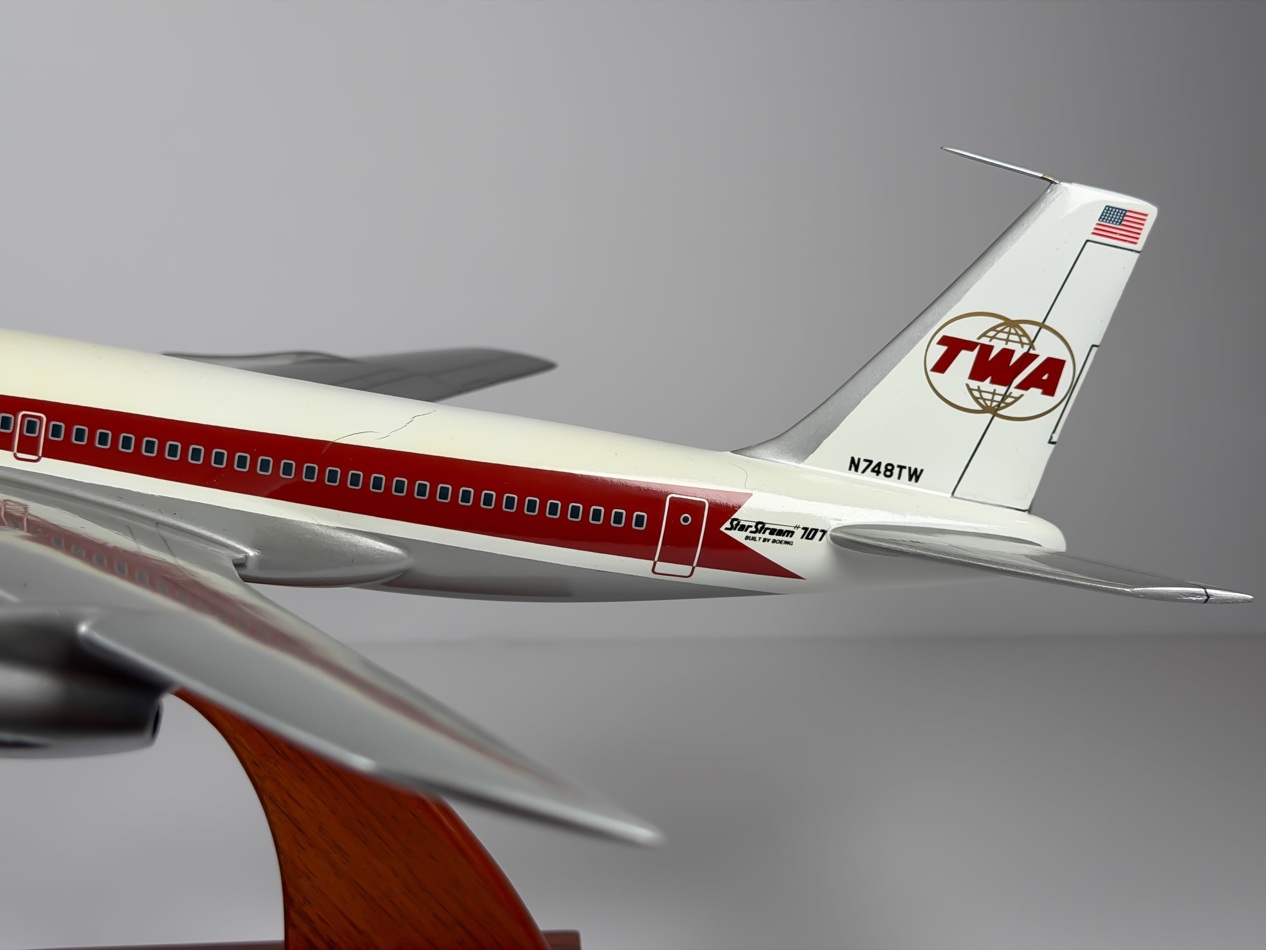1:100 Trans World Airlines (TWA) Boeing 707-300 (N748TW) - Dual Globes | Executive Model