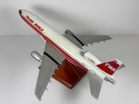 1:100 Trans World Airlines (TWA) Lockheed L-1011 (N8034T) - Dual Stripes | Executive Model