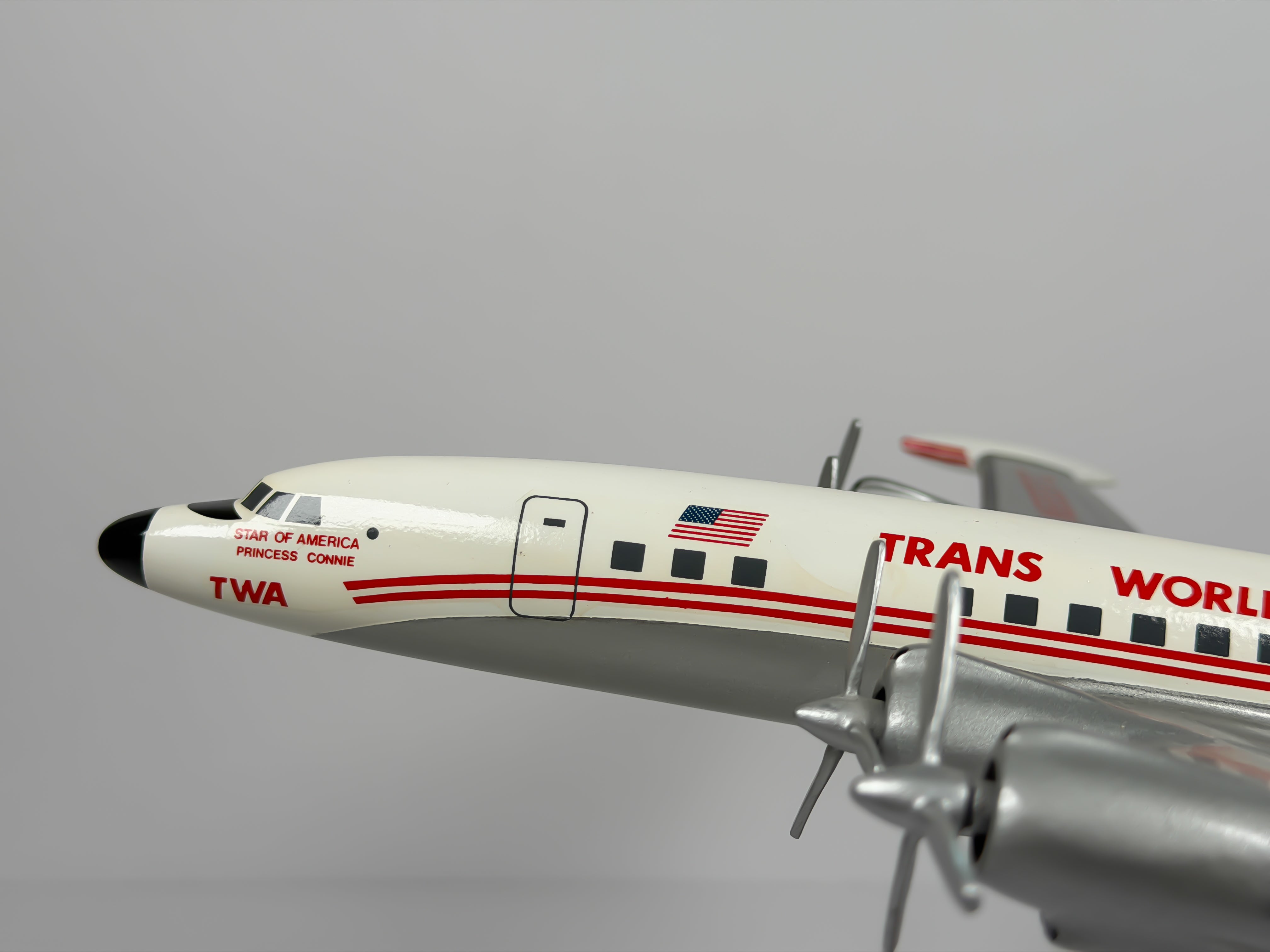 1:100 Trans World Airlines (TWA) Lockheed L-1049 (N6937C) - Dual Stripes | Executive Model