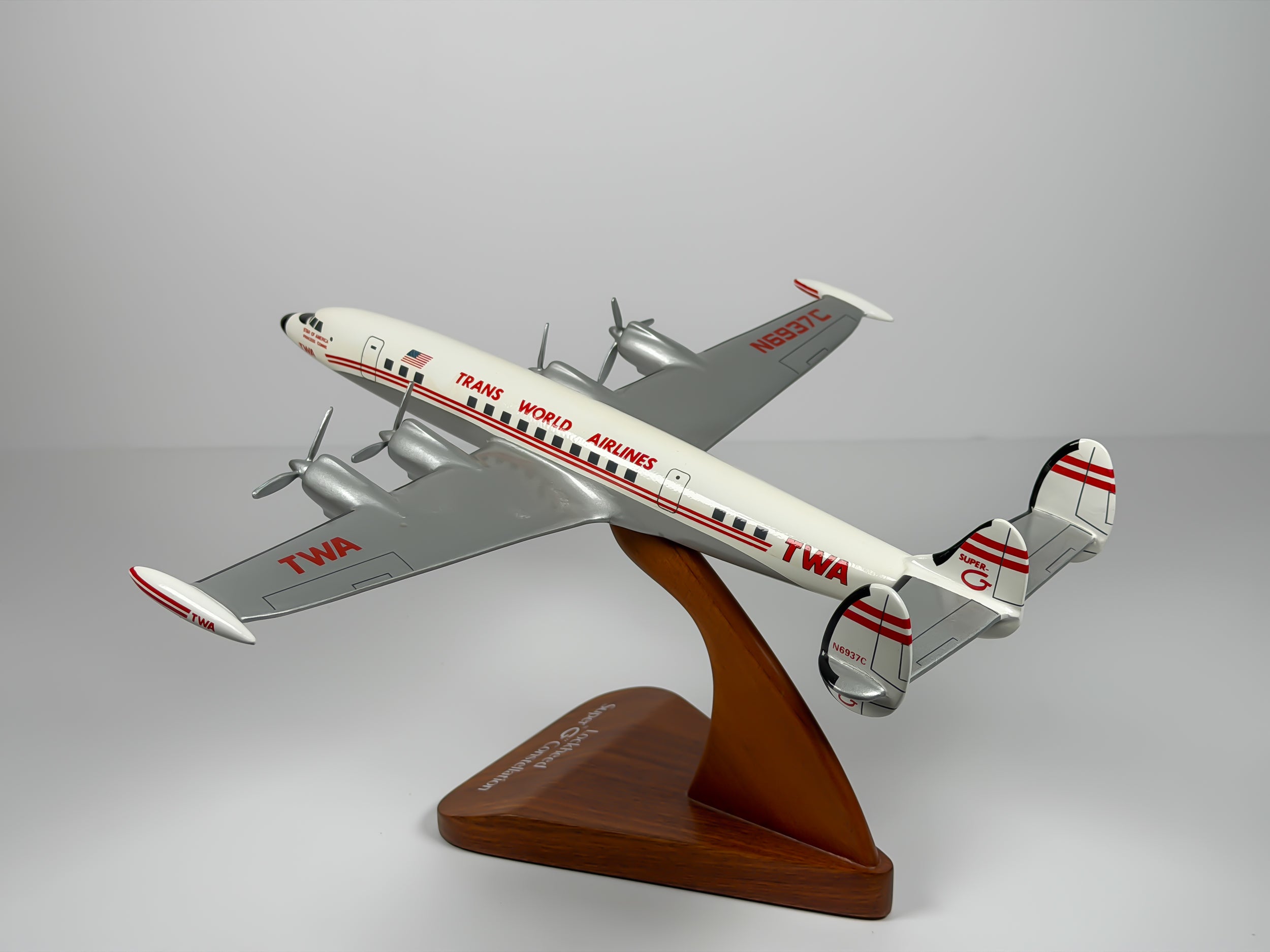 1:100 Trans World Airlines (TWA) Lockheed L-1049 (N6937C) - Dual Stripes | Executive Model