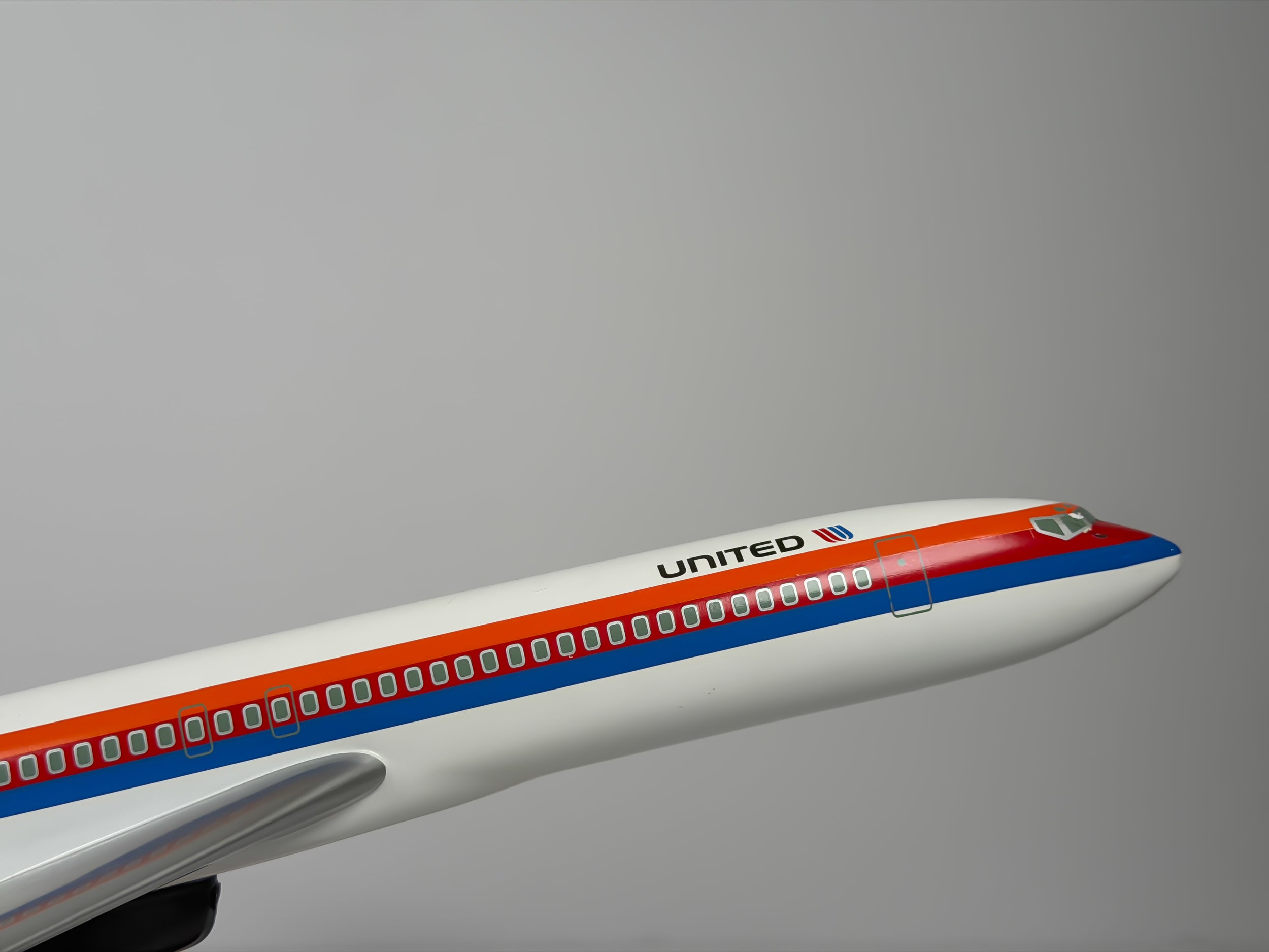 1:100 United Airlines Boeing 727-200 - Saul Bass | Executive Model