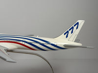 1:160 Boeing House Boeing 777-300ER - Red/Blue - Roll-out | Executive Model