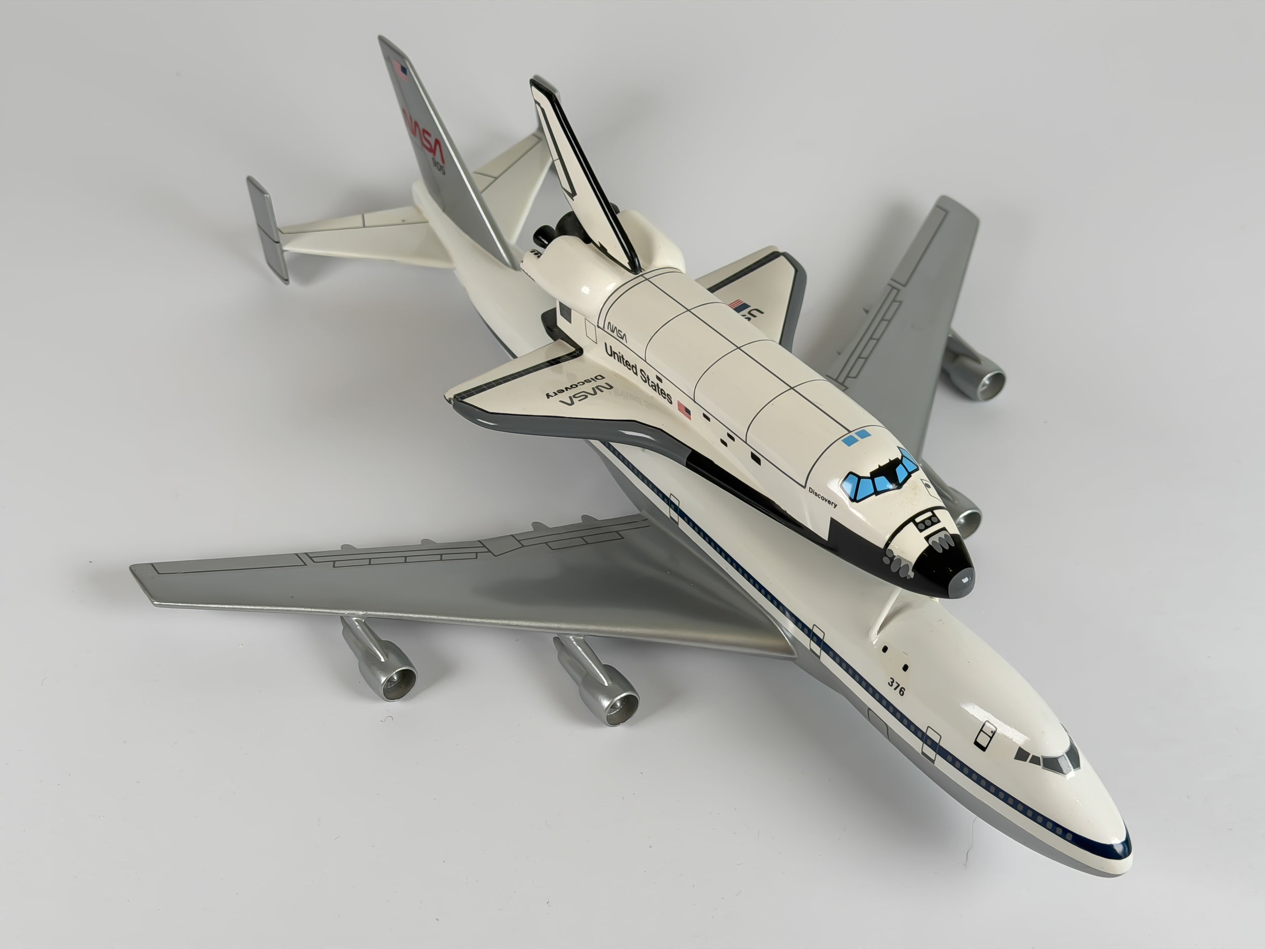1:200 NASA Boeing 747-100 SCA (905) | Executive Model