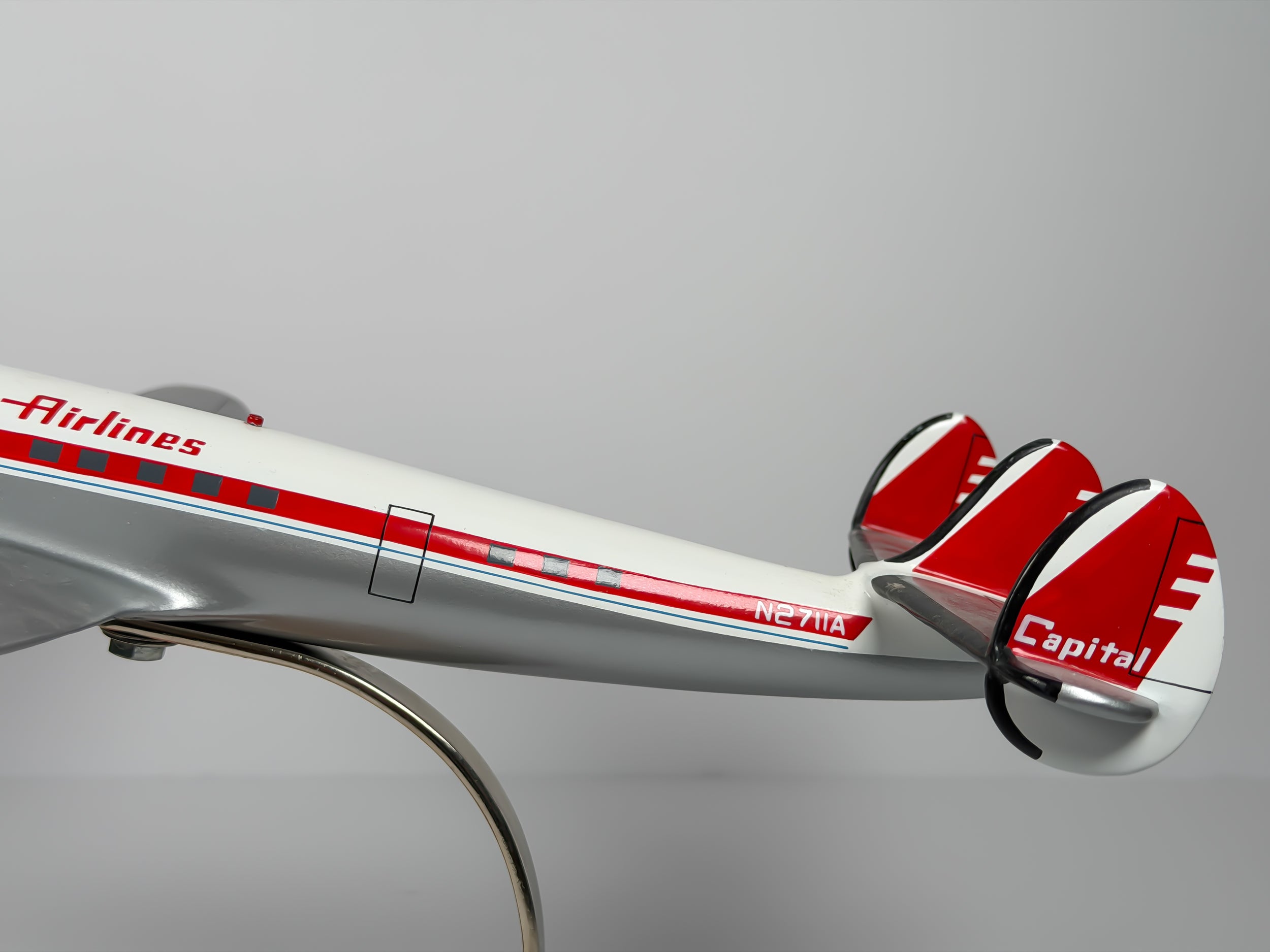 1:72 Capital Airlines Lockheed L-1049 (N2711A) | Executive Model