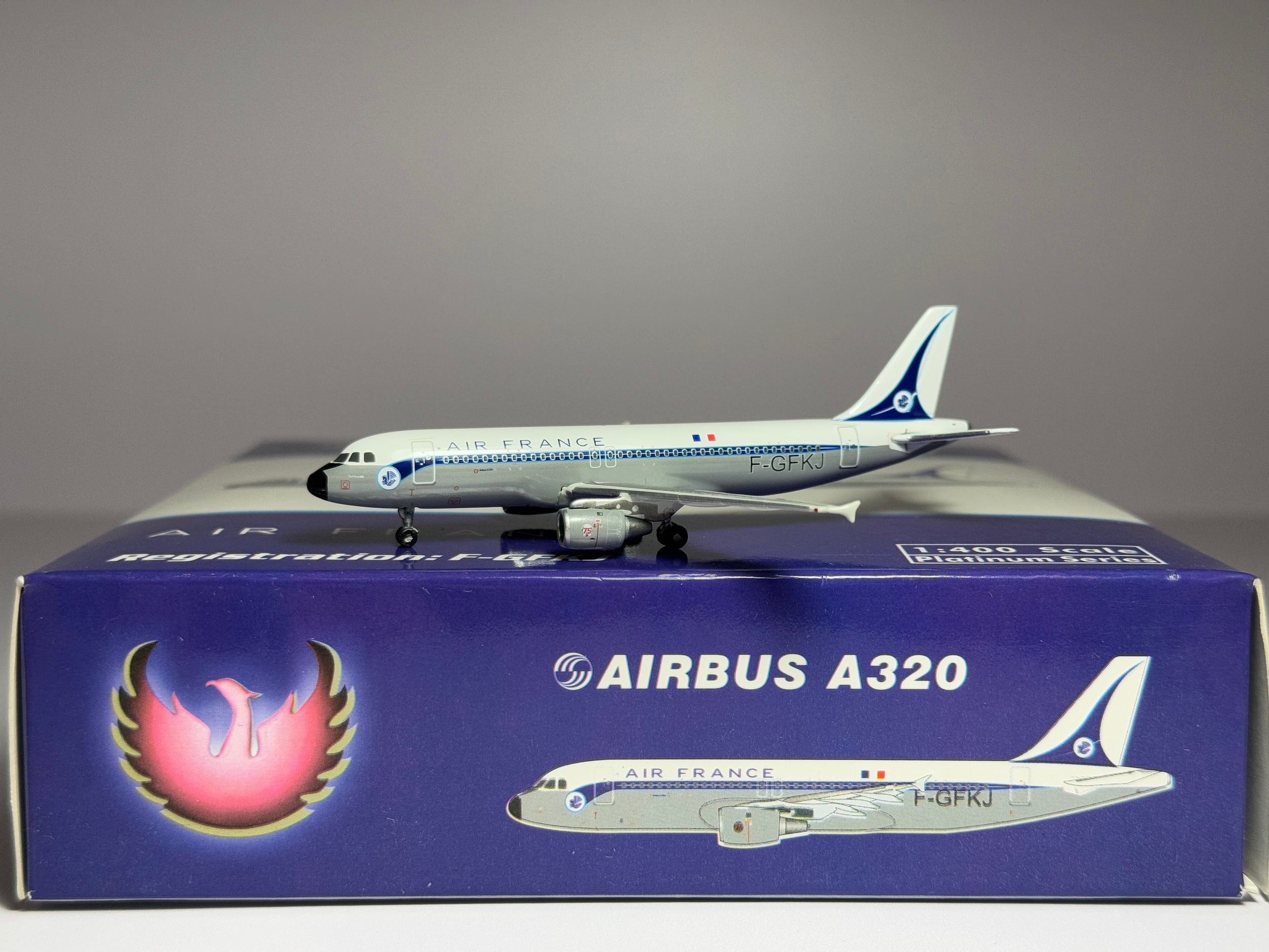 Phoenix Models 1:400 Air France Airbus A320-200 F-GFKJ Retro Livery PH10353