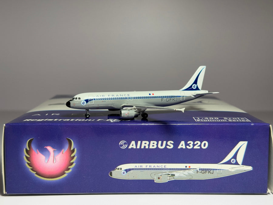 Phoenix Models 1:400 Air France Airbus A320-200 F-GFKJ Retro Livery PH10353