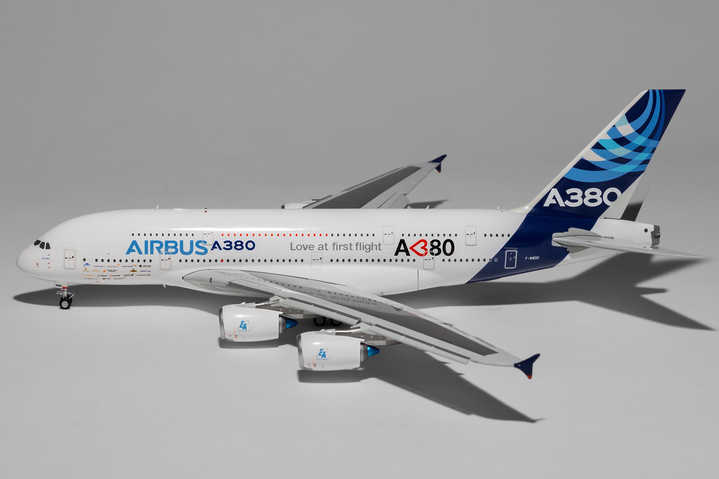 SQ Wings 1:200 House Colors Airbus A380-800 F-WWDD rollout scheme L2009FD